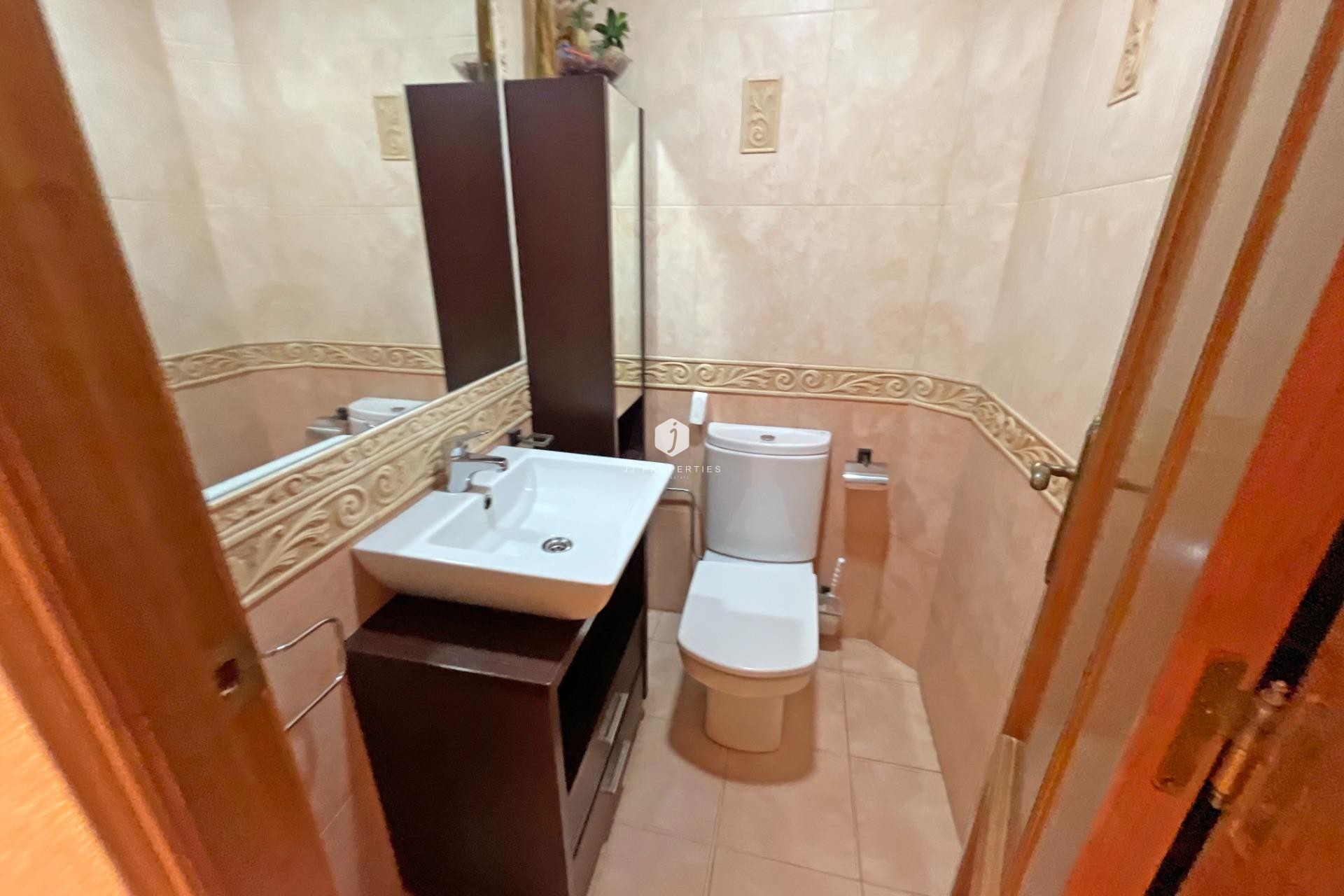 D'occasion - Appartement -
Formentera del Segura - Los Palacios