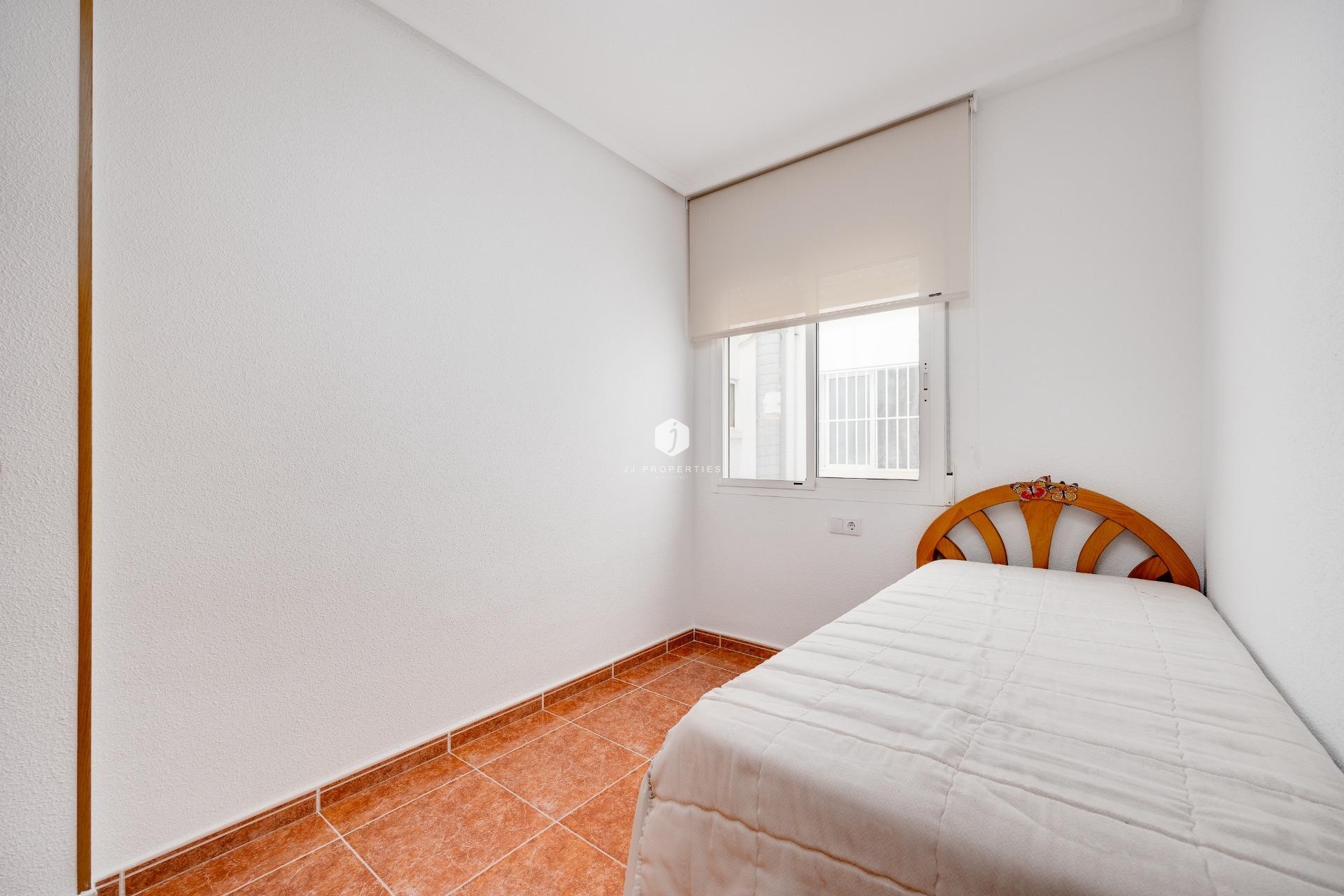 D'occasion - Appartement -
Guardamar del Segura - Pueblo
