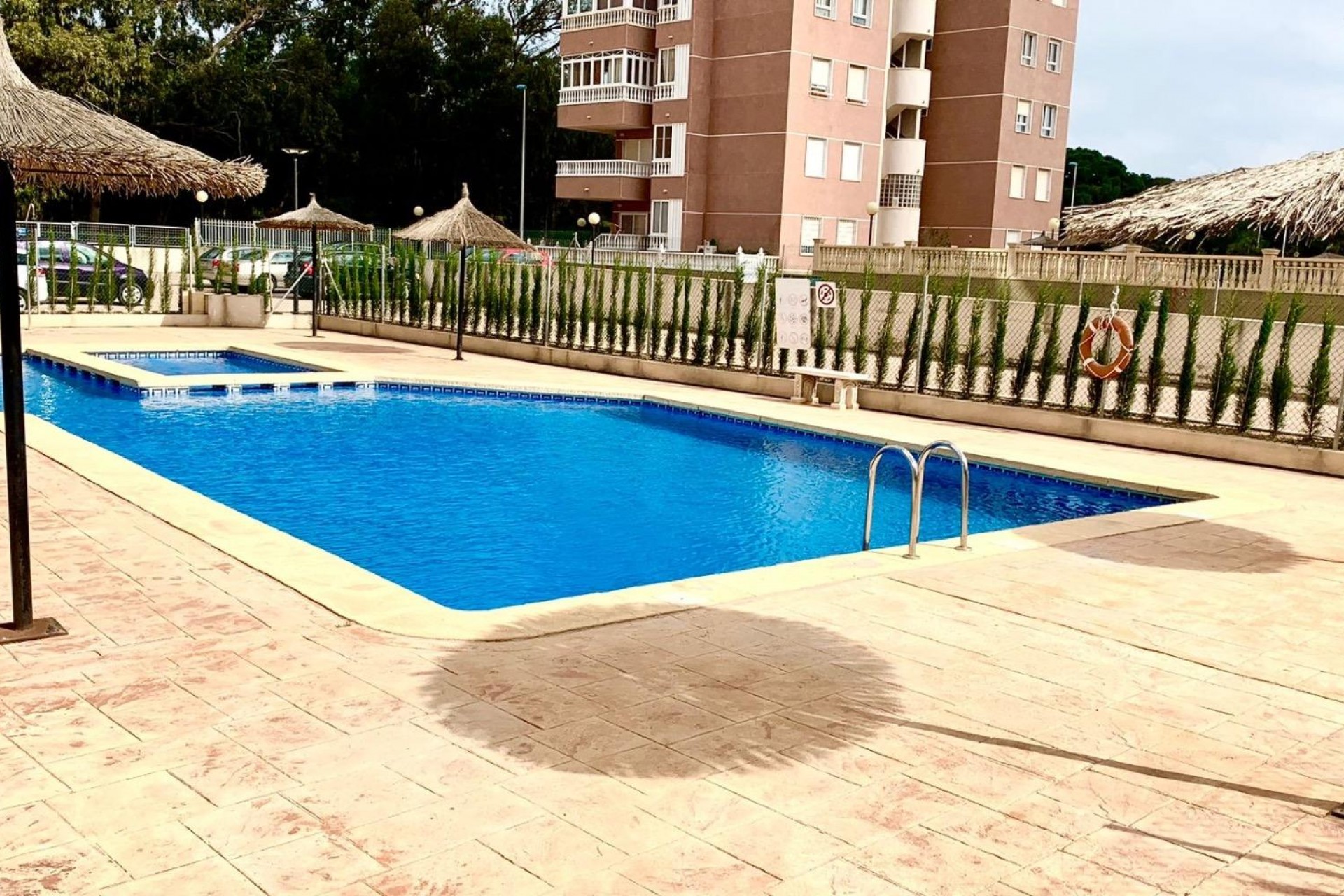 D'occasion - Appartement -
Guardamar del Segura - Puerto