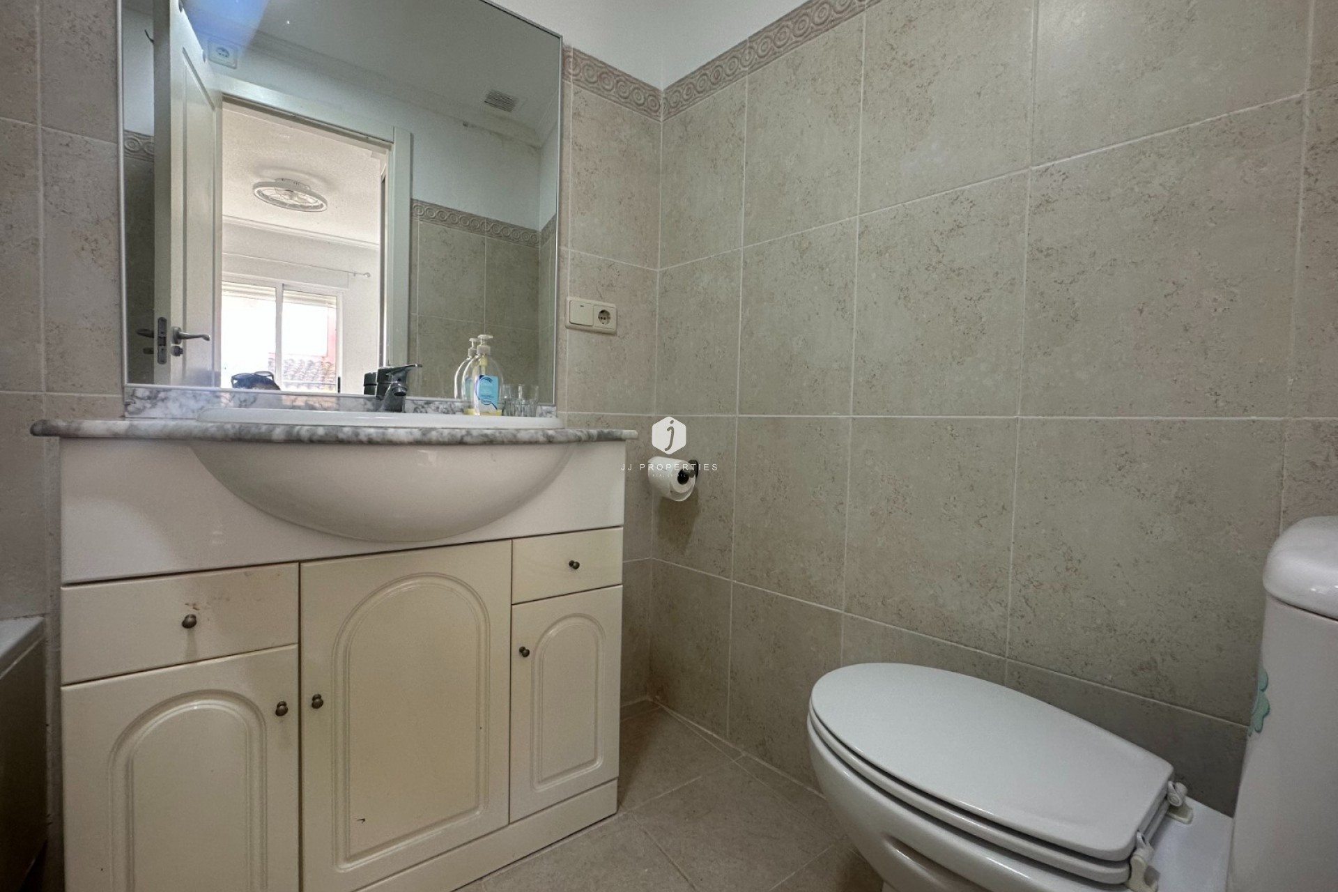 D'occasion - Appartement -
Jacarilla - Inland