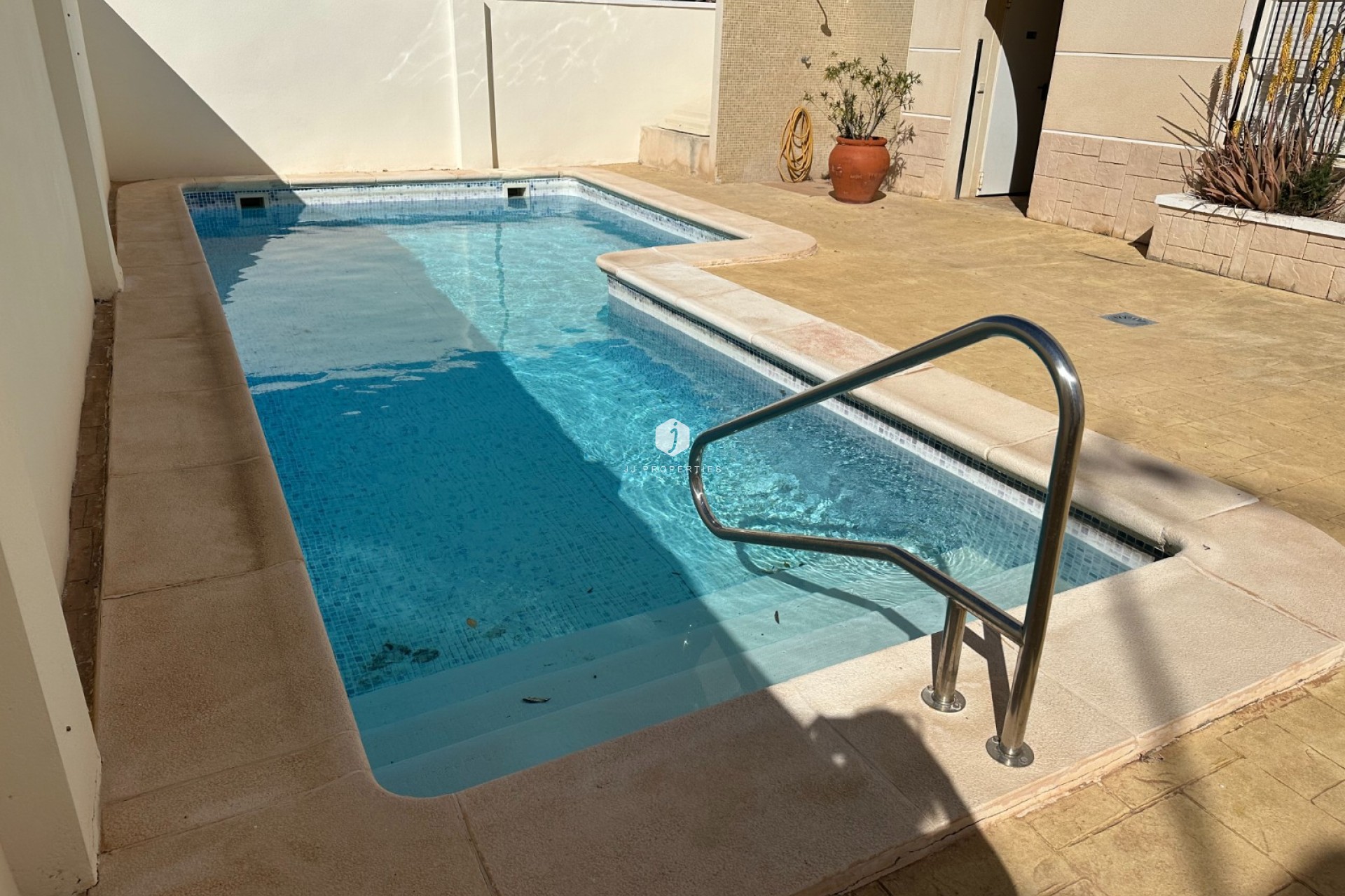 D'occasion - Appartement -
Jacarilla - Inland