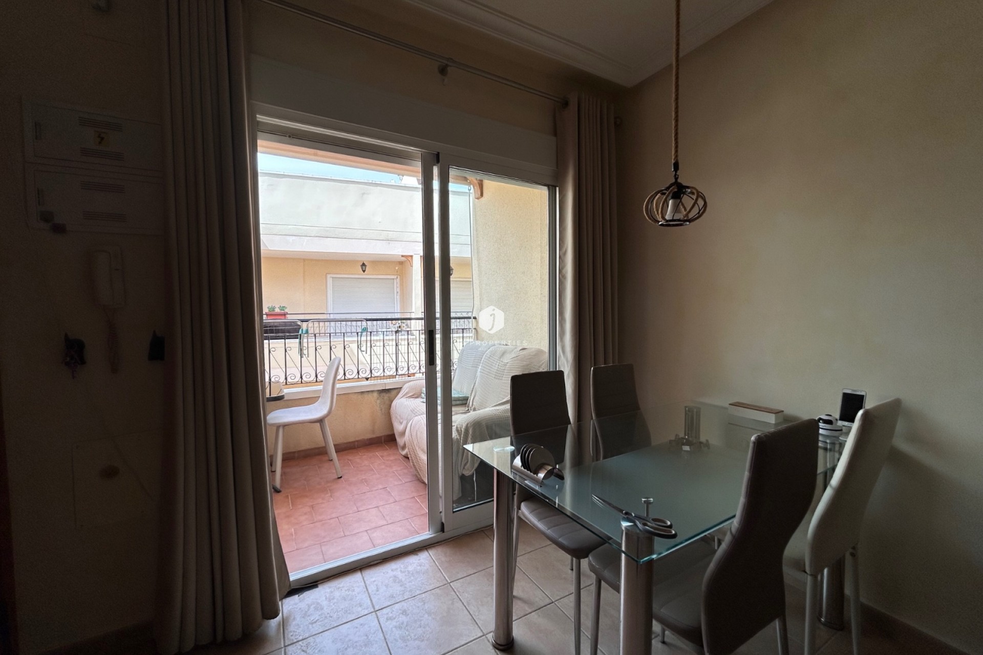 D'occasion - Appartement -
Jacarilla - Inland
