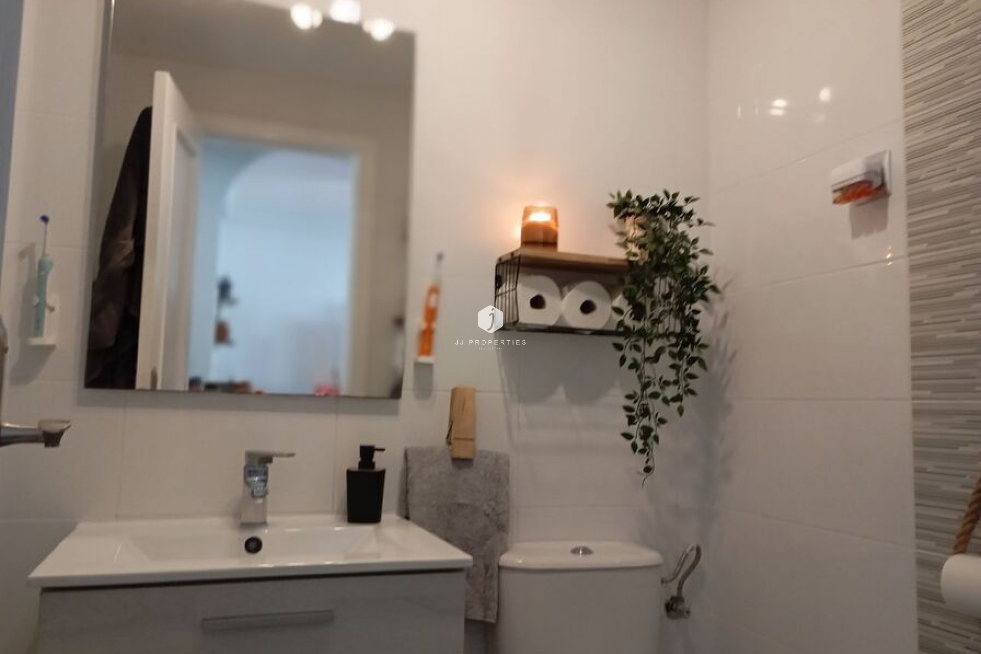 D'occasion - Appartement -
Jacarilla - Inland