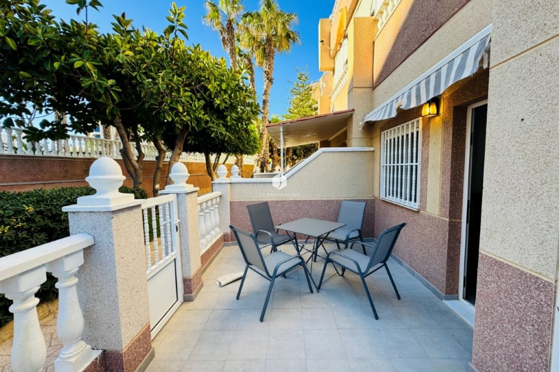 D'occasion - Appartement -
La Mata - Costa Blanca