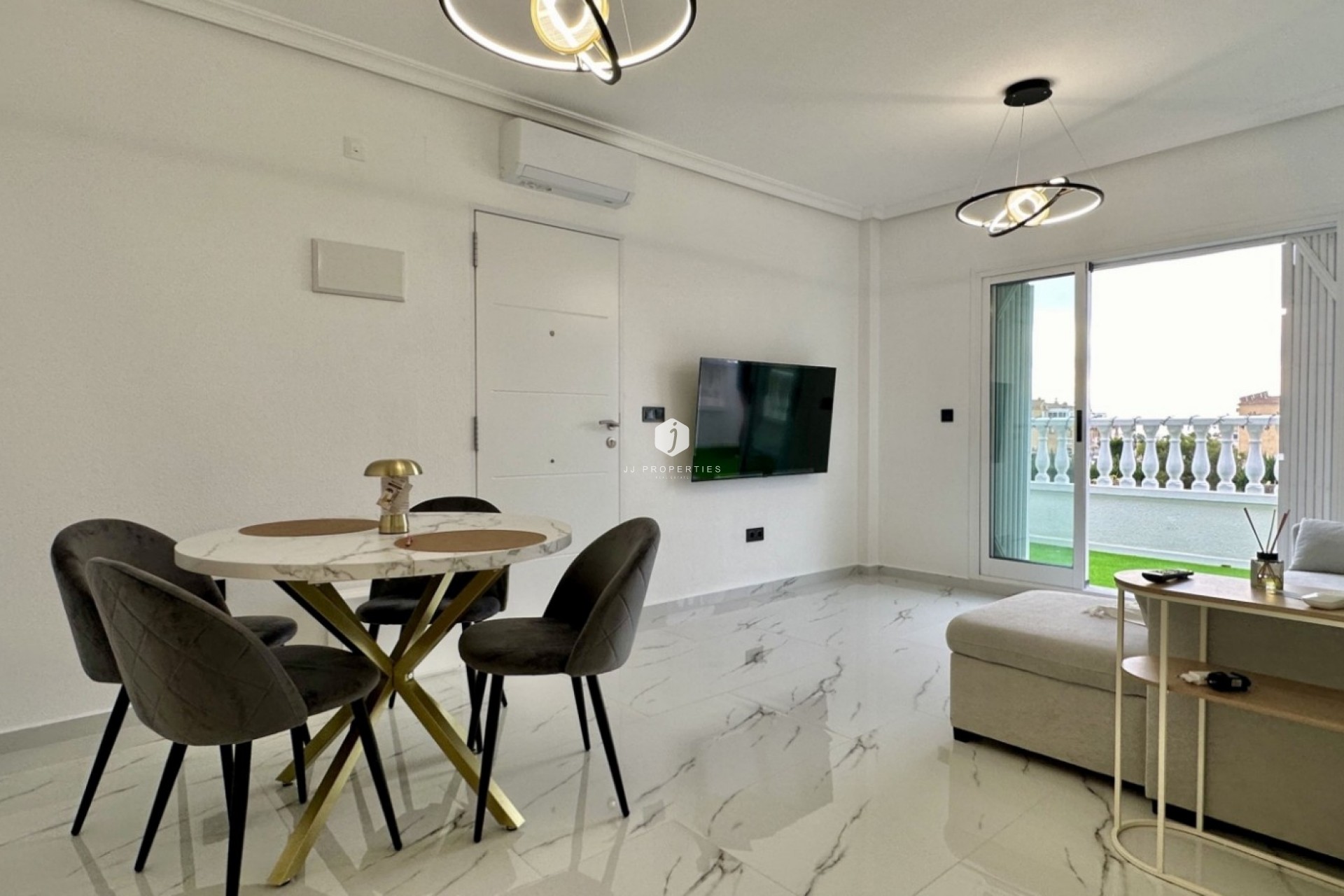 D'occasion - Appartement -
Orihuela Costa - Costa Blanca
