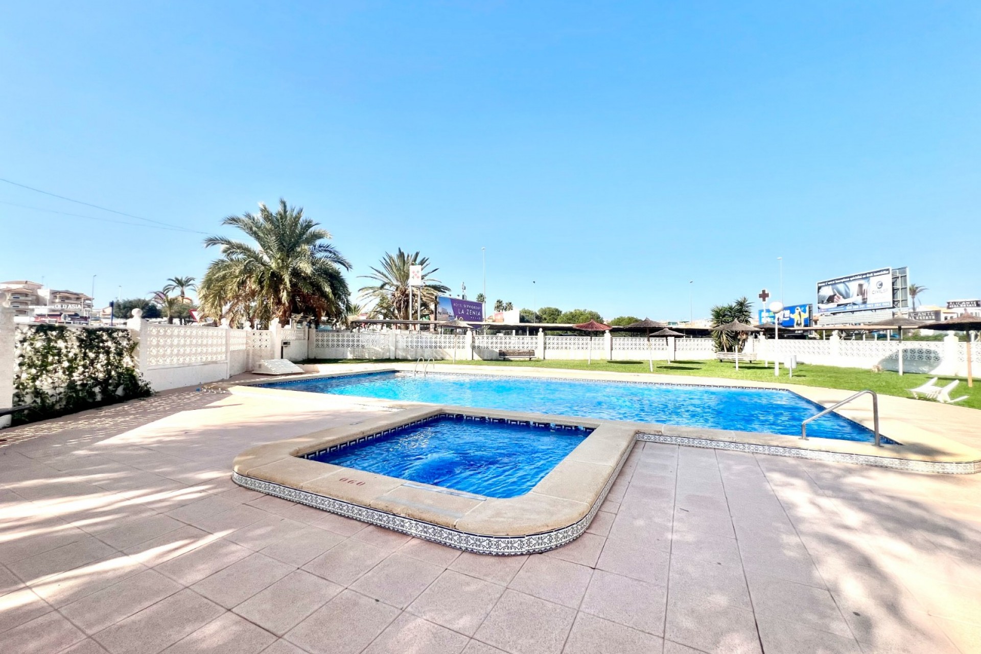 D'occasion - Appartement -
Orihuela Costa - La Zenia