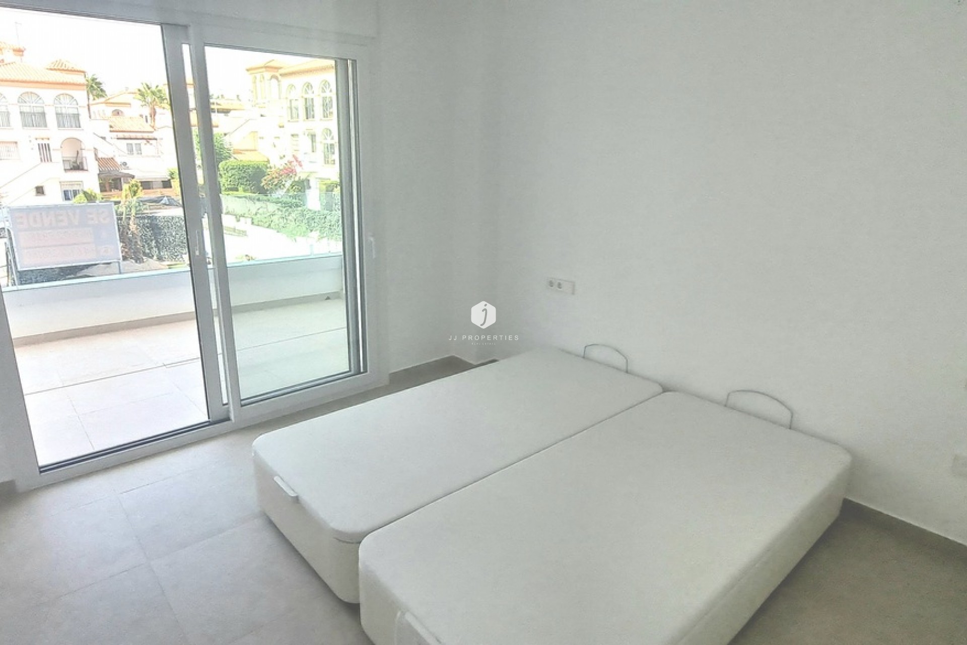 D'occasion - Appartement -
Playa Flamenca - Costa Blanca