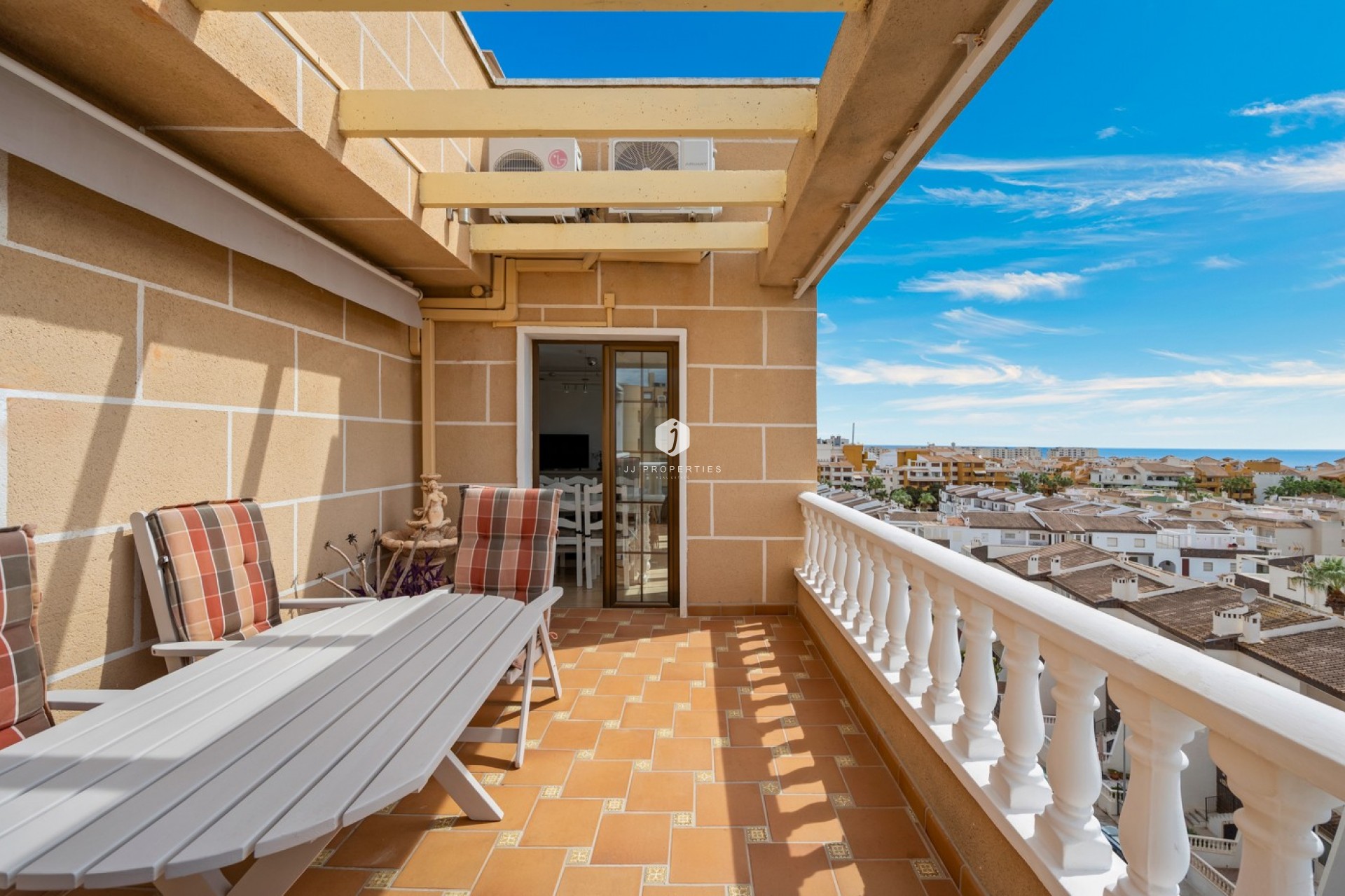 D'occasion - Appartement -
Punta Prima - Costa Blanca
