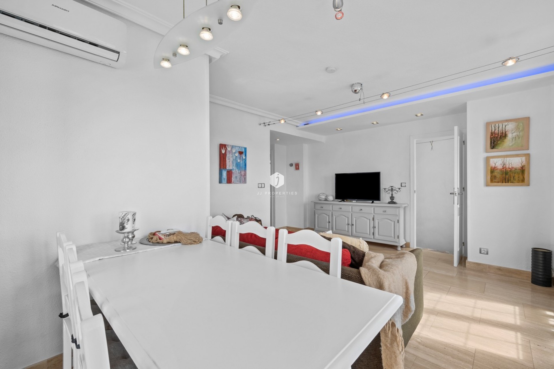 D'occasion - Appartement -
Punta Prima - Costa Blanca