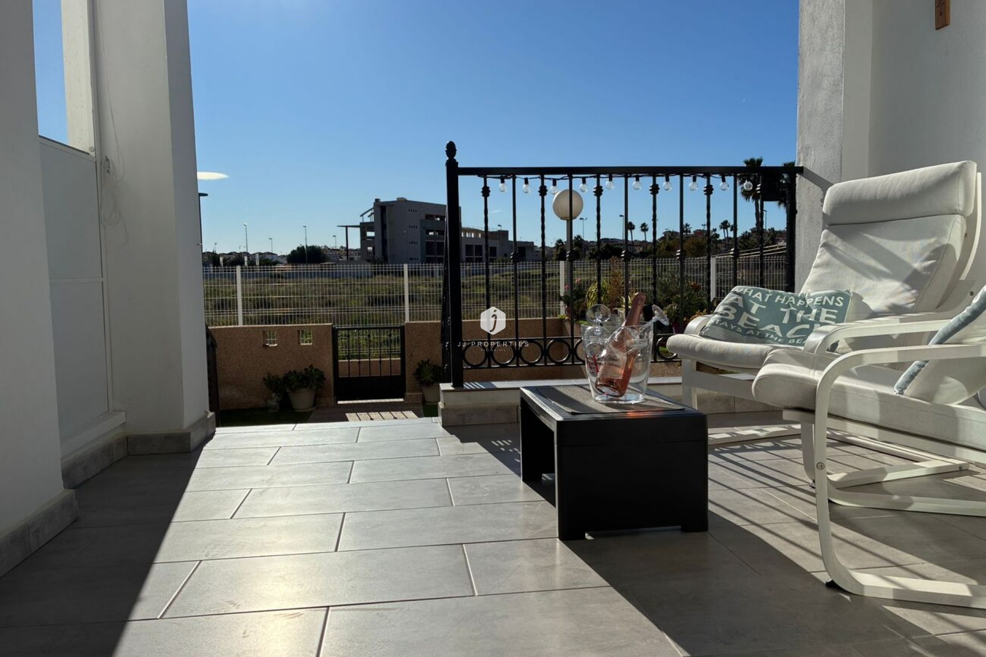 D'occasion - Appartement -
Punta Prima - Costa Blanca