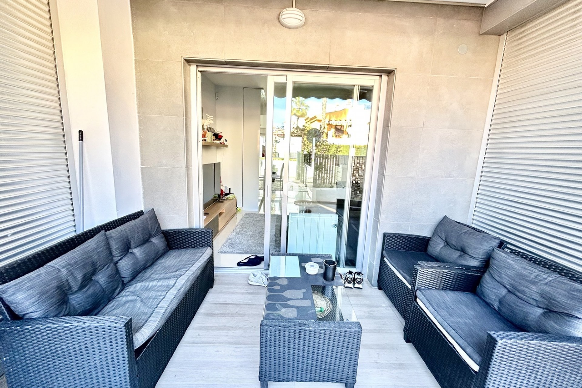 D'occasion - Appartement -
Punta Prima - Costa Blanca