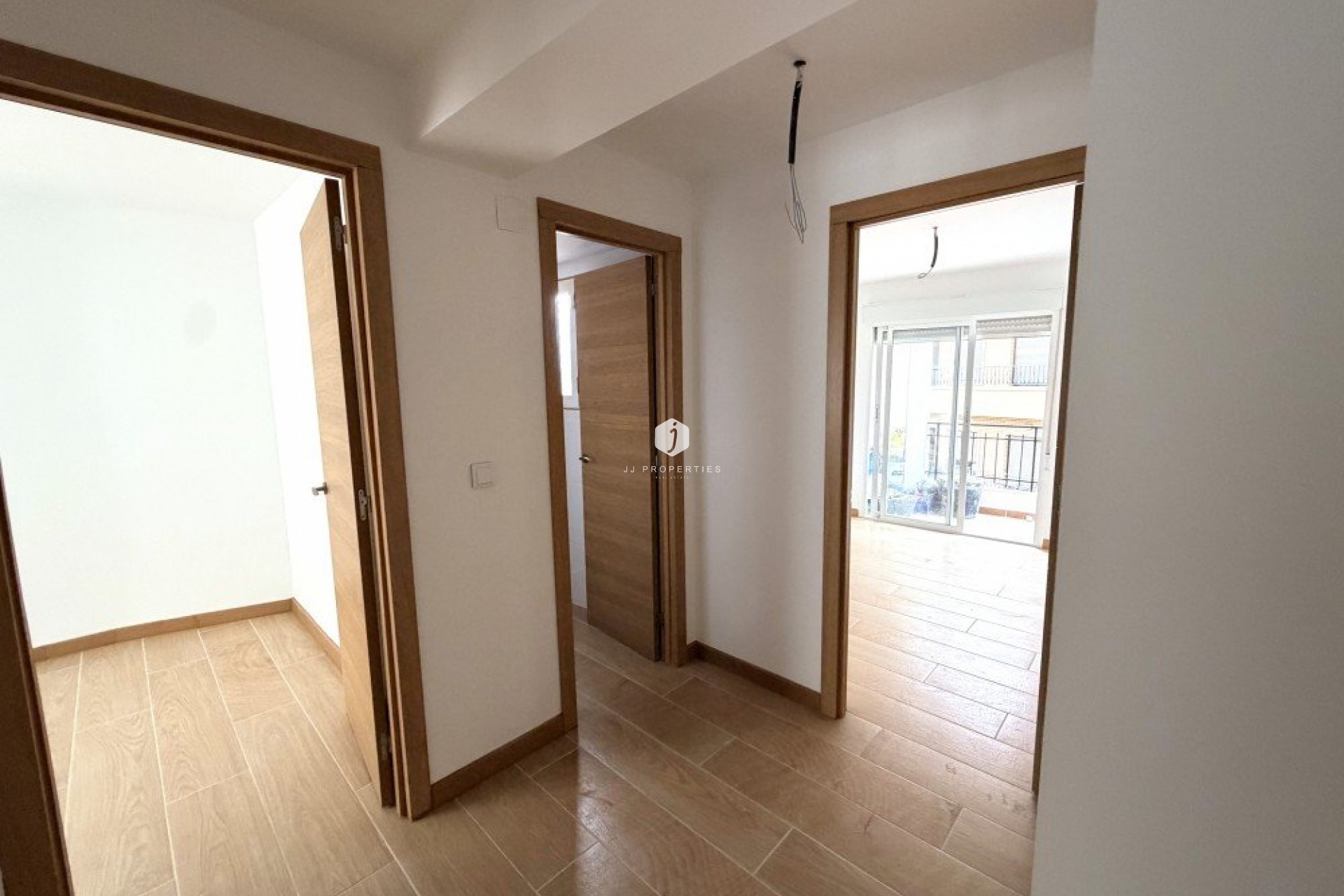 D'occasion - Appartement -
Rojales - Inland