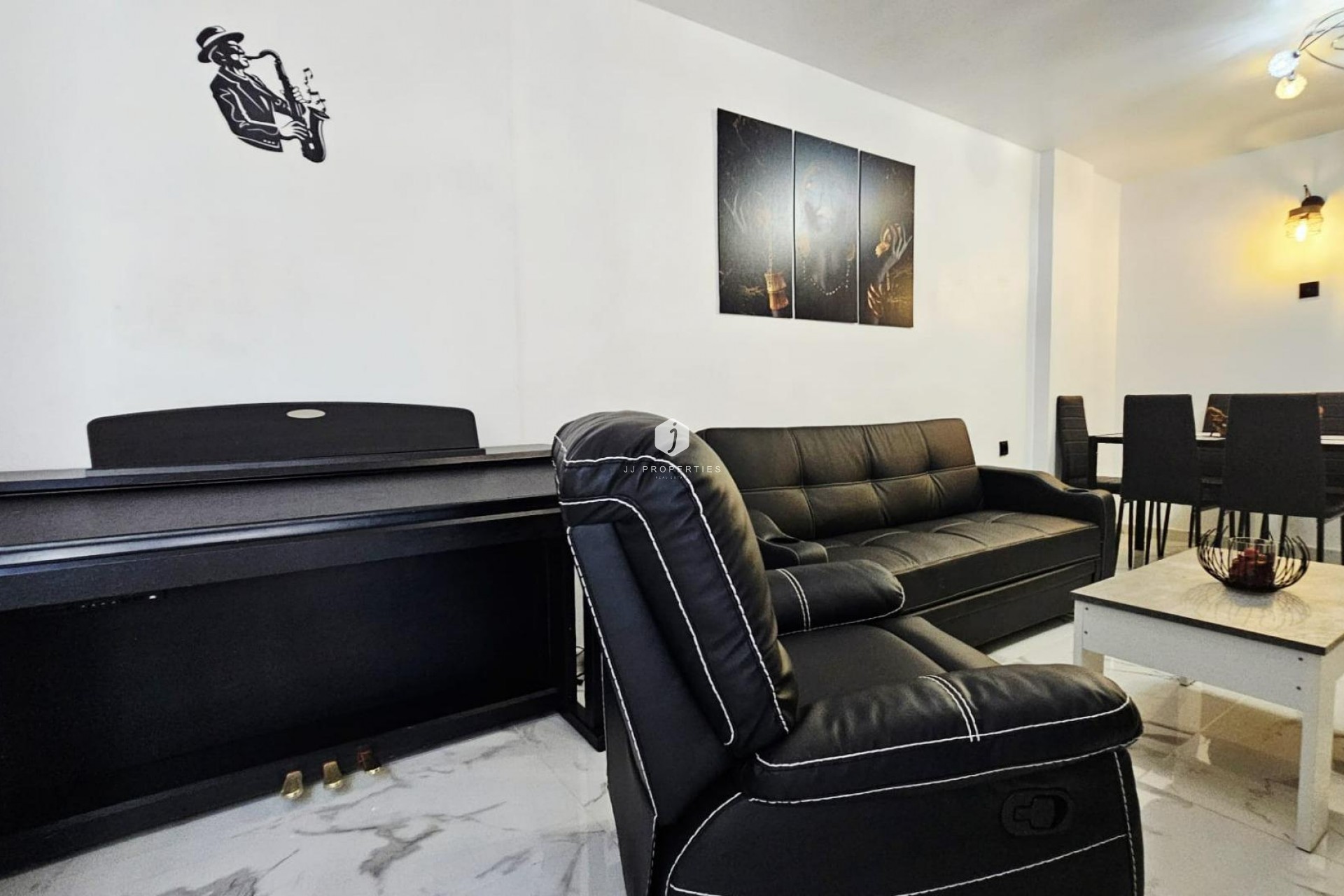 D'occasion - Appartement -
Torrevieja - Acequion