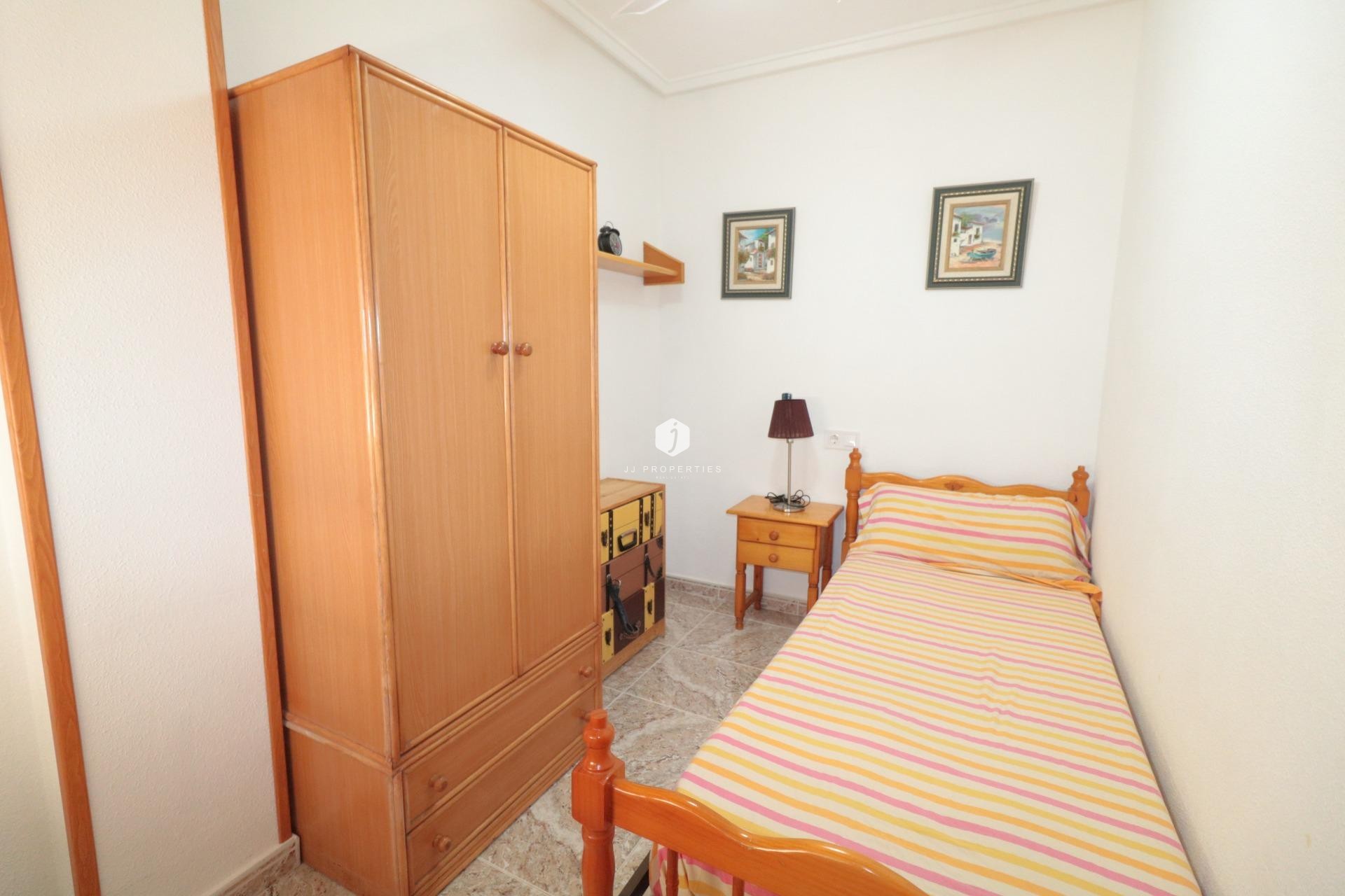 D'occasion - Appartement -
Torrevieja - Acequion