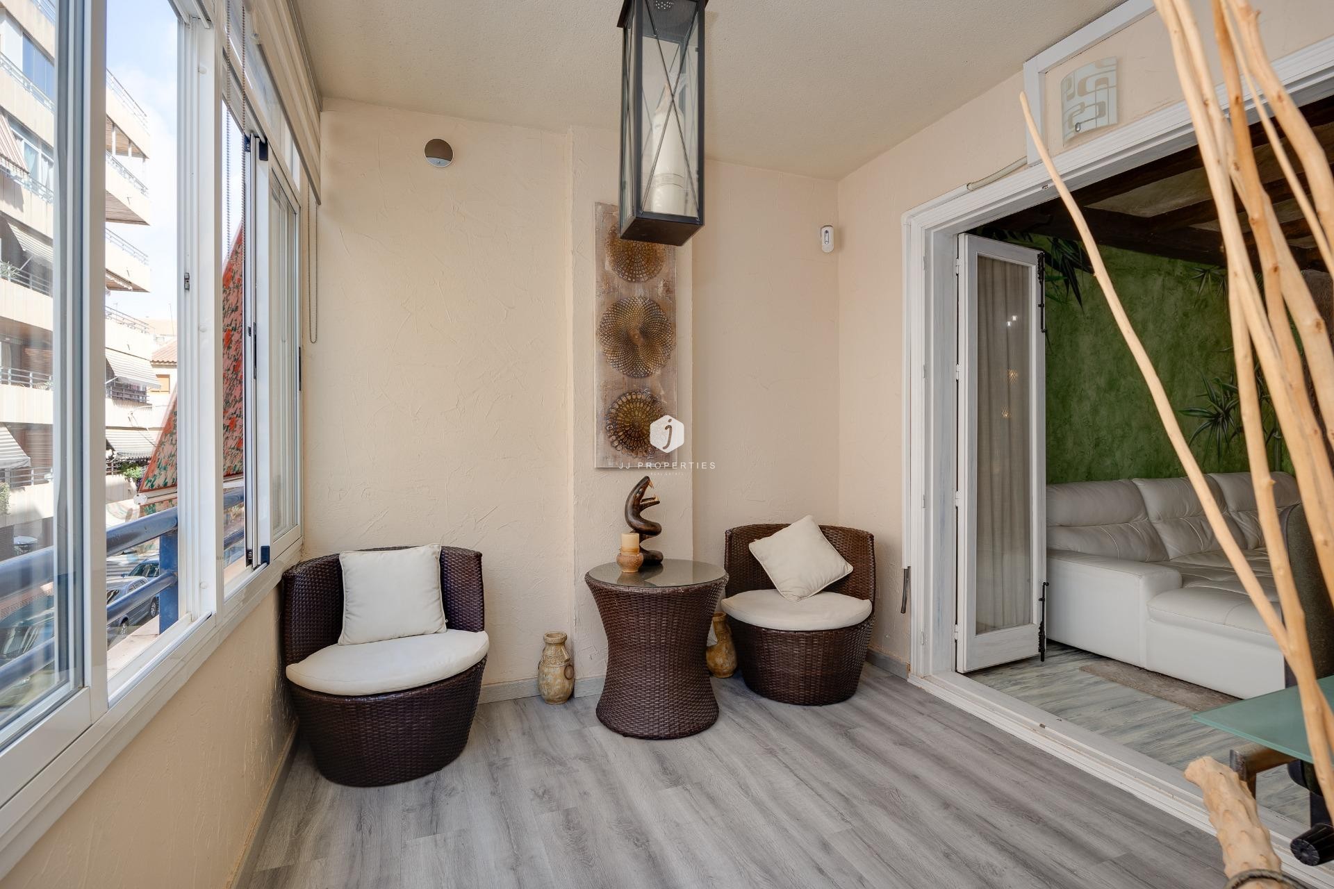 D'occasion - Appartement -
Torrevieja - Acequion