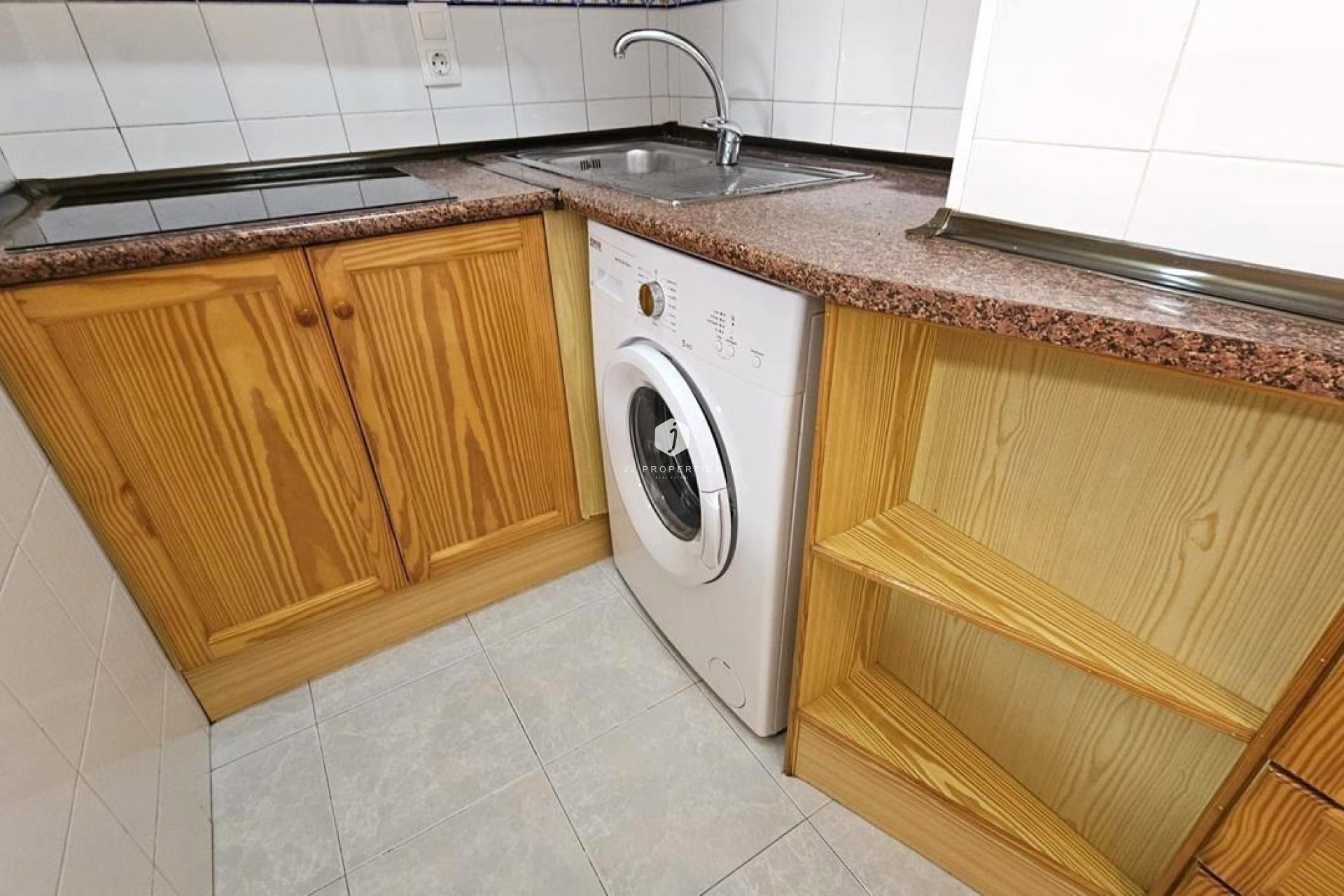 D'occasion - Appartement -
Torrevieja - Acequion