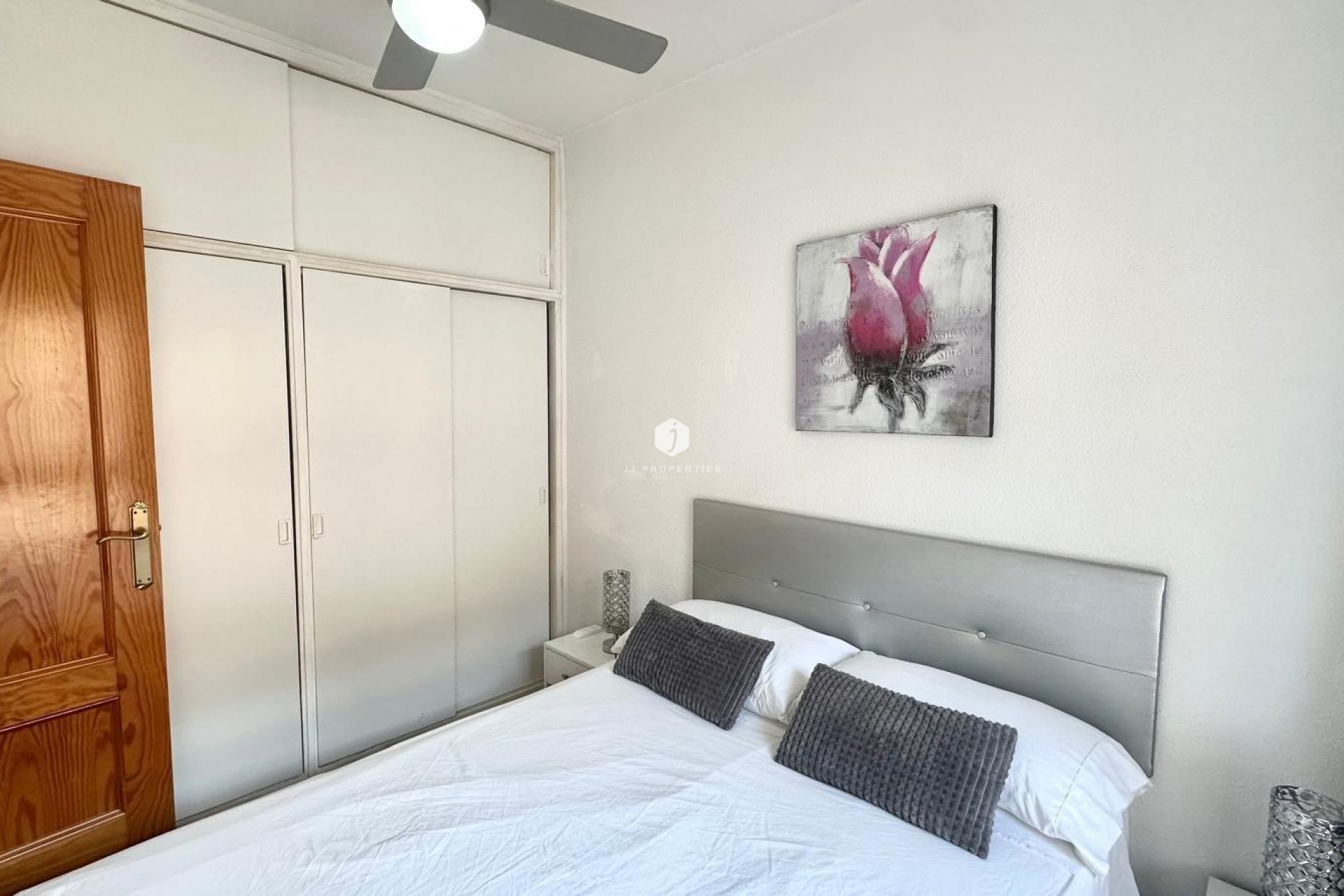 D'occasion - Appartement -
Torrevieja - Acequion