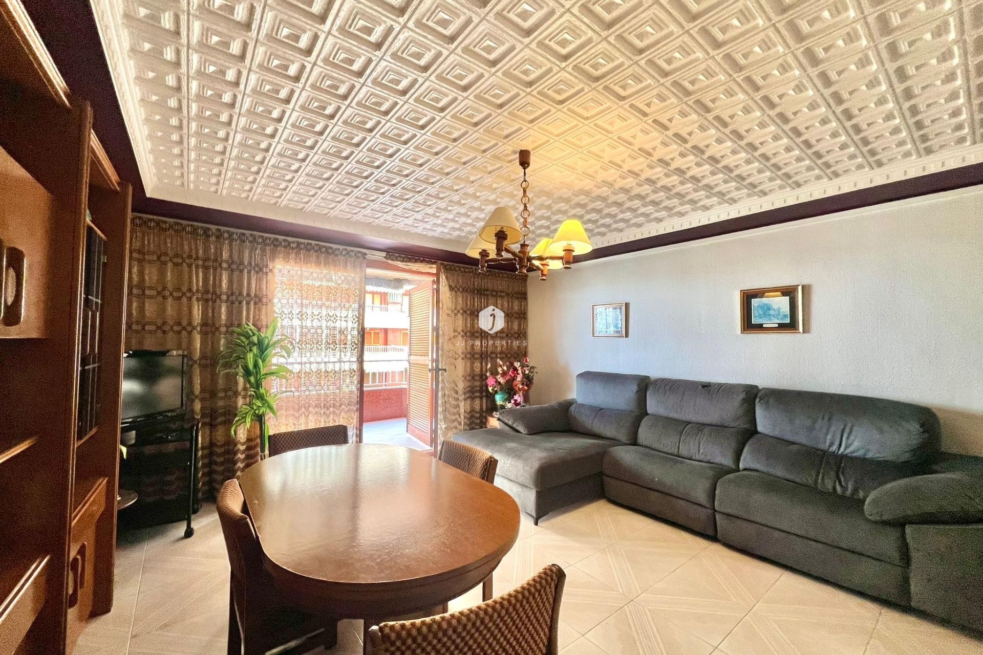 D'occasion - Appartement -
Torrevieja - Acequion