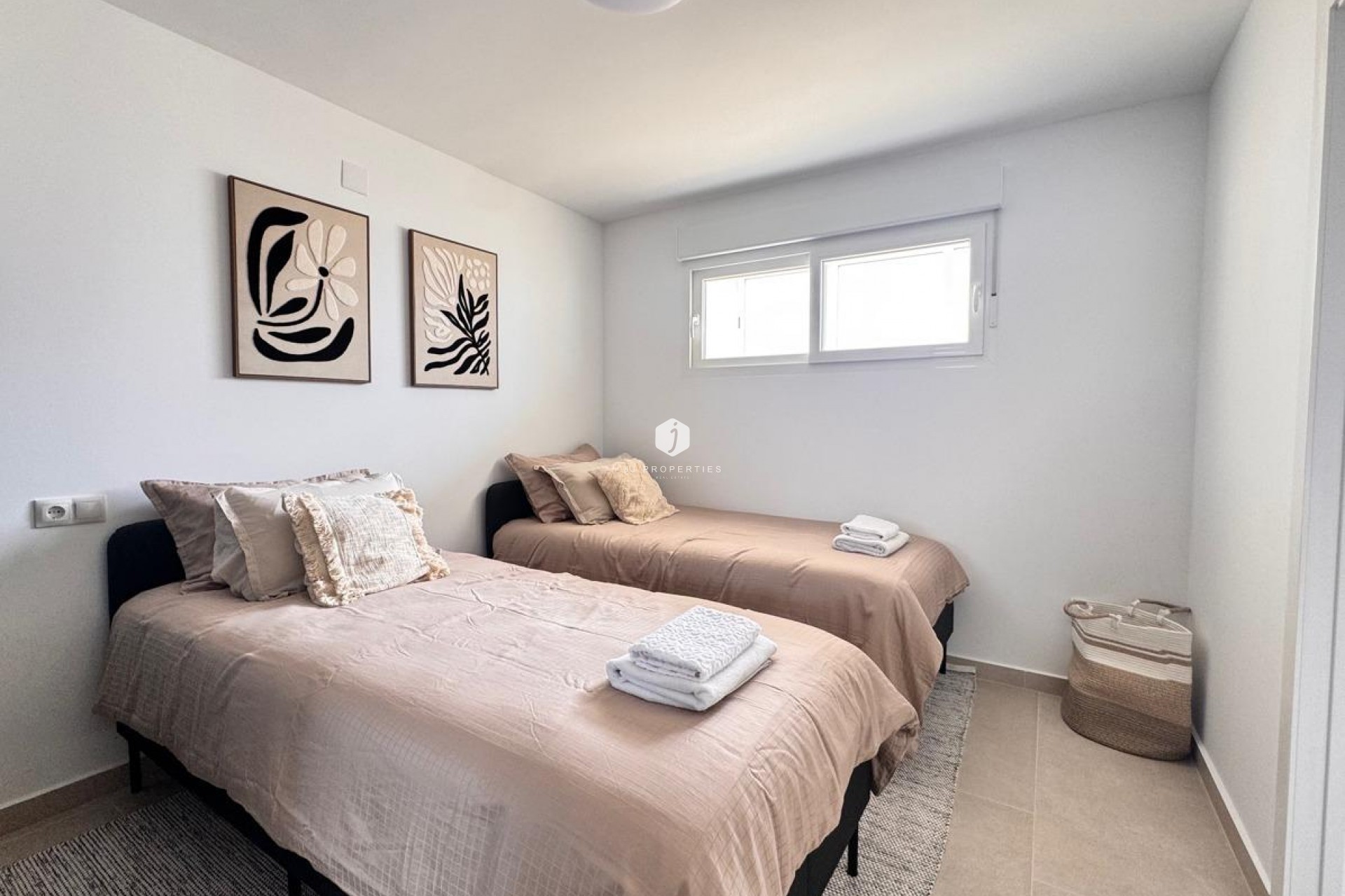 D'occasion - Appartement -
Torrevieja - Acequion