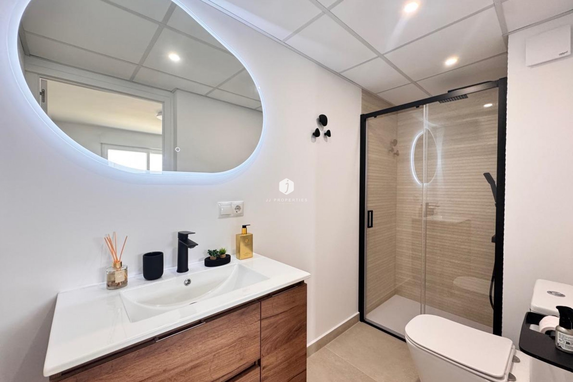 D'occasion - Appartement -
Torrevieja - Acequion