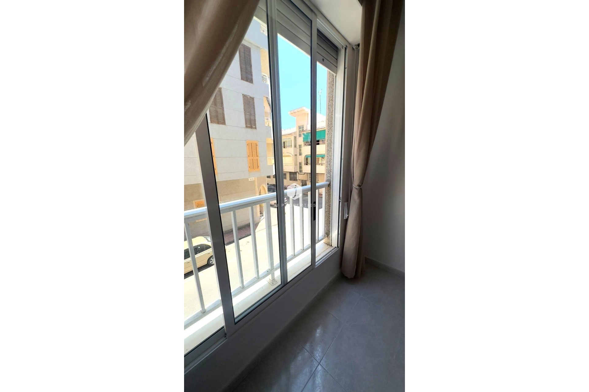 D'occasion - Appartement -
Torrevieja - Acequion