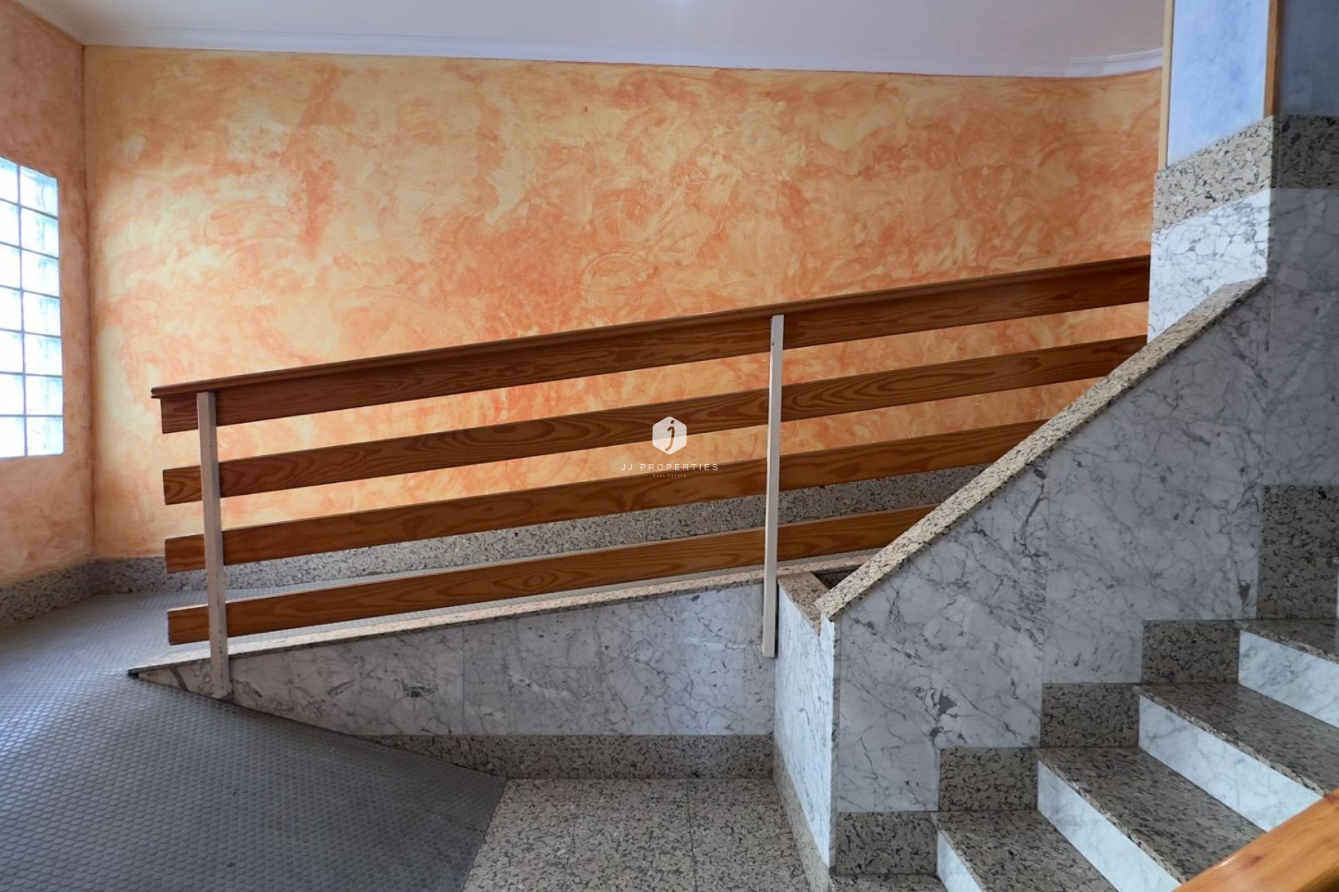D'occasion - Appartement -
Torrevieja - Acequion