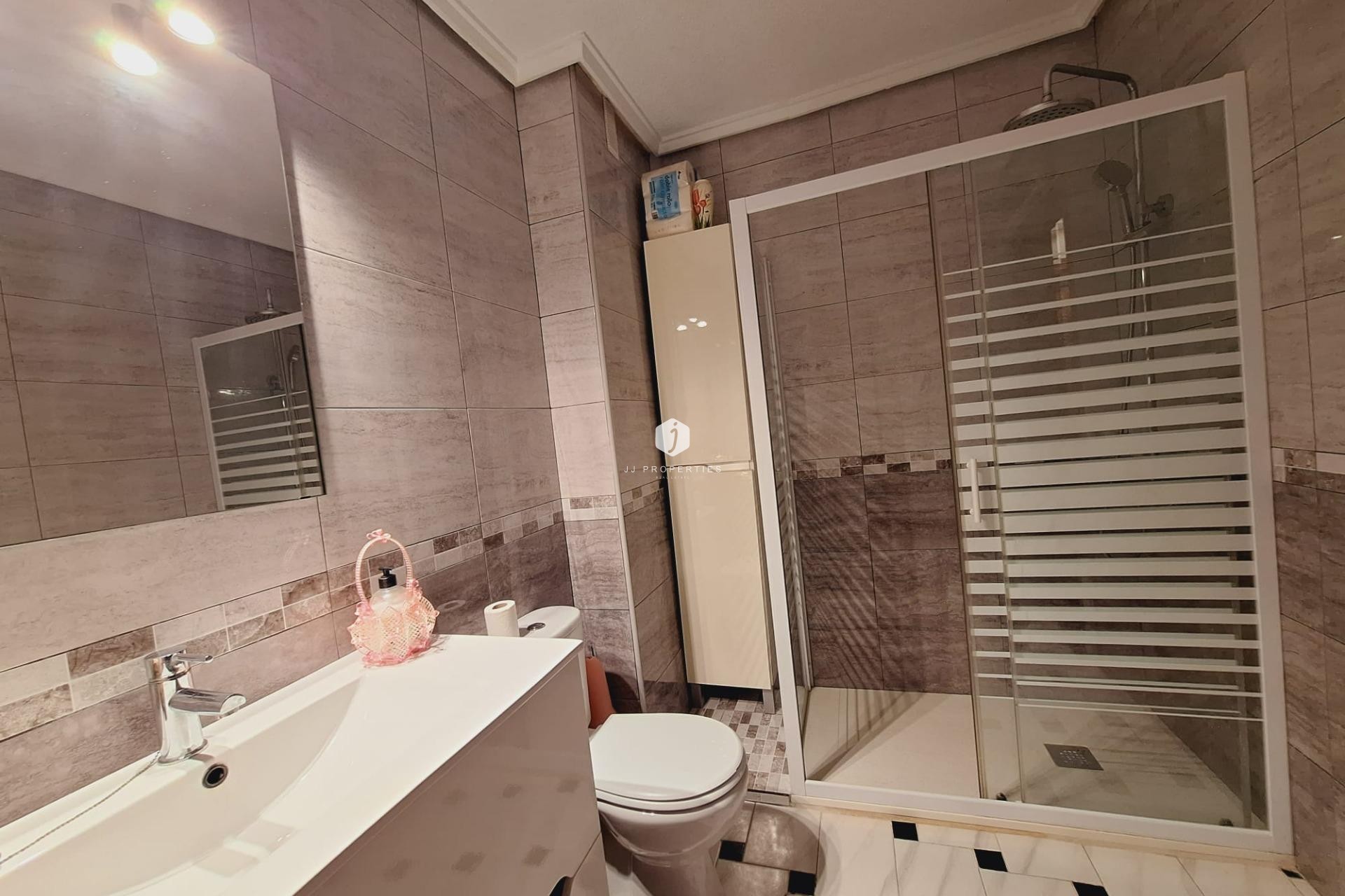 D'occasion - Appartement -
Torrevieja - Acequion