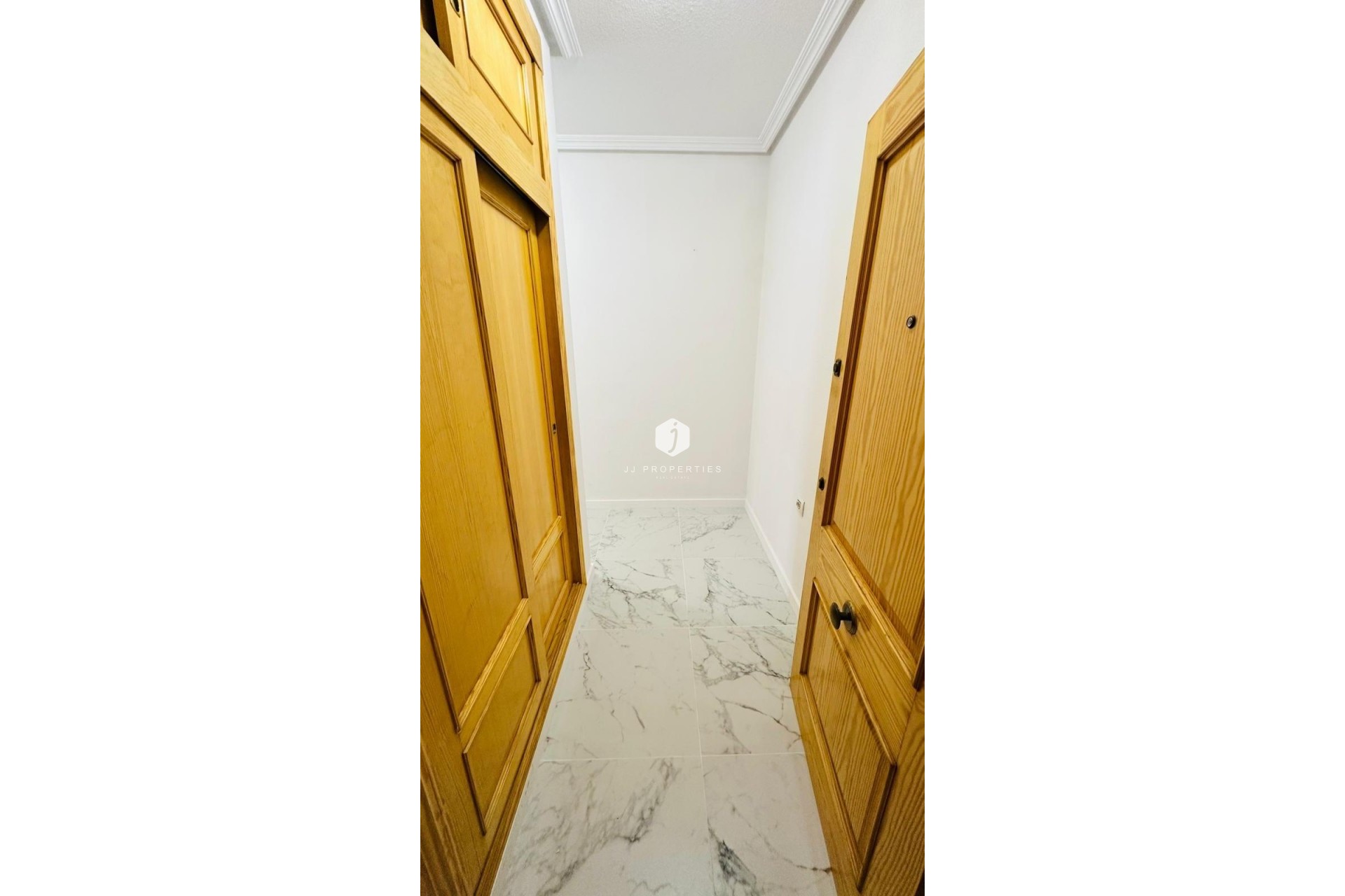 D'occasion - Appartement -
Torrevieja - Acequion