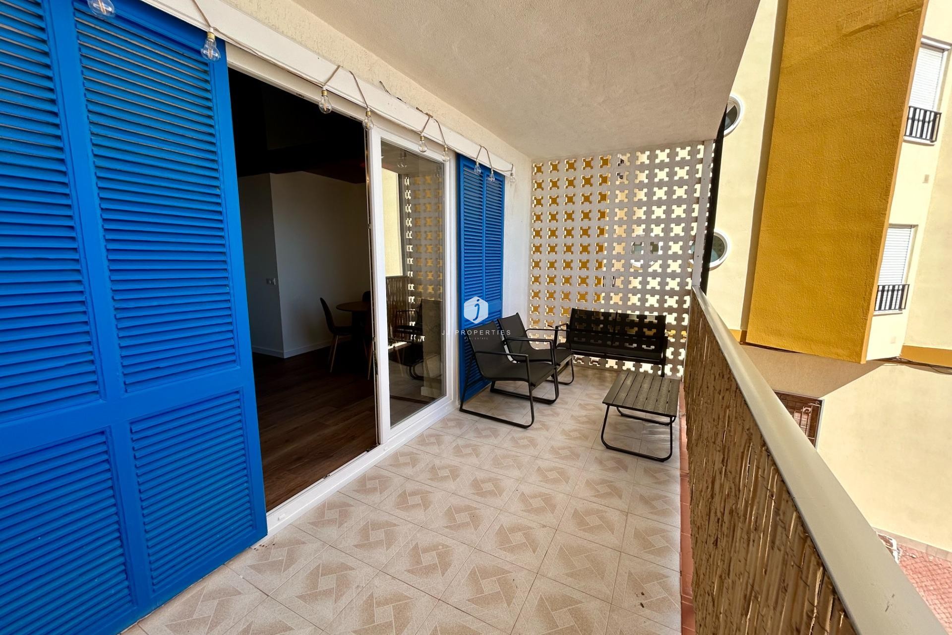 D'occasion - Appartement -
Torrevieja - Acequion