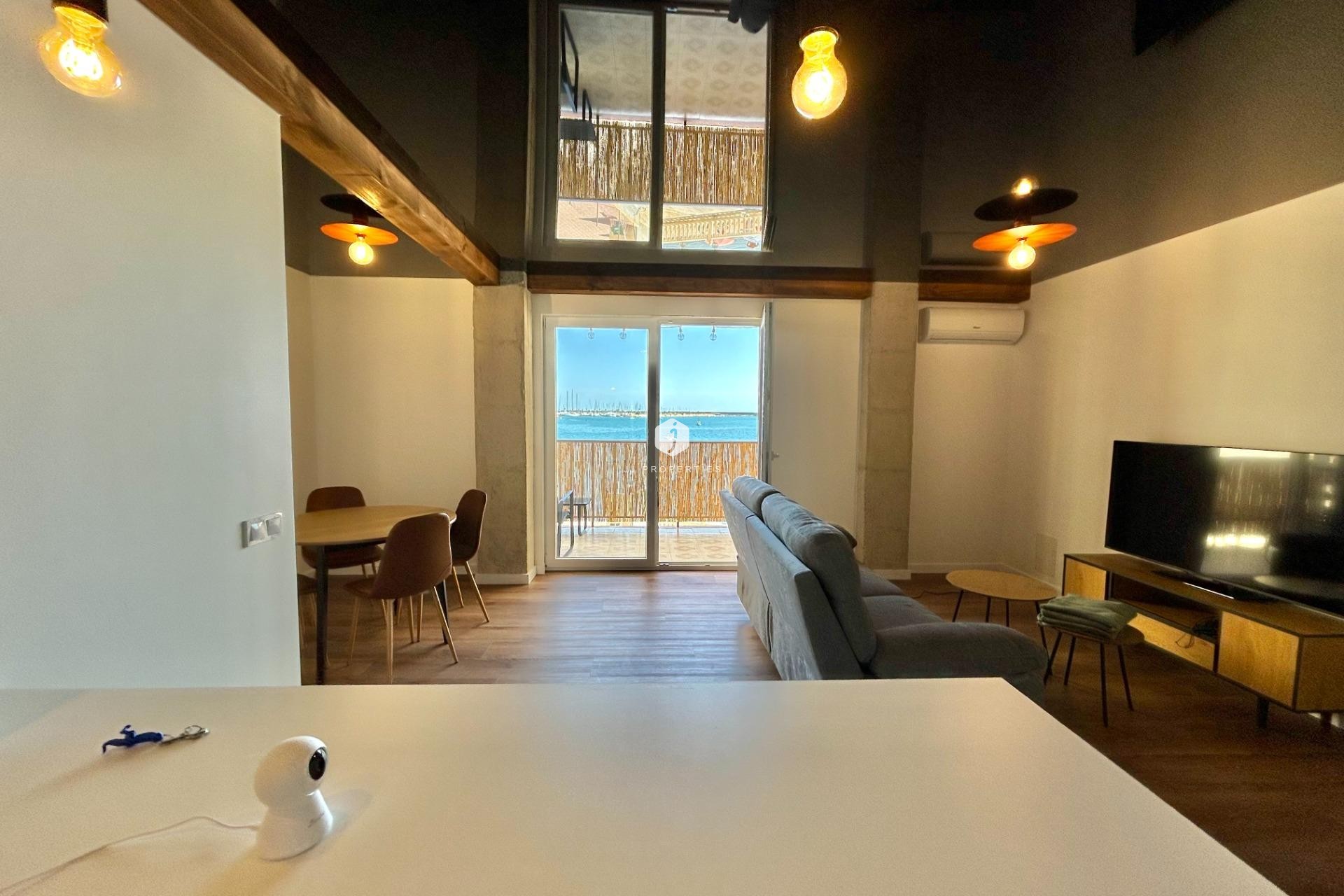D'occasion - Appartement -
Torrevieja - Acequion