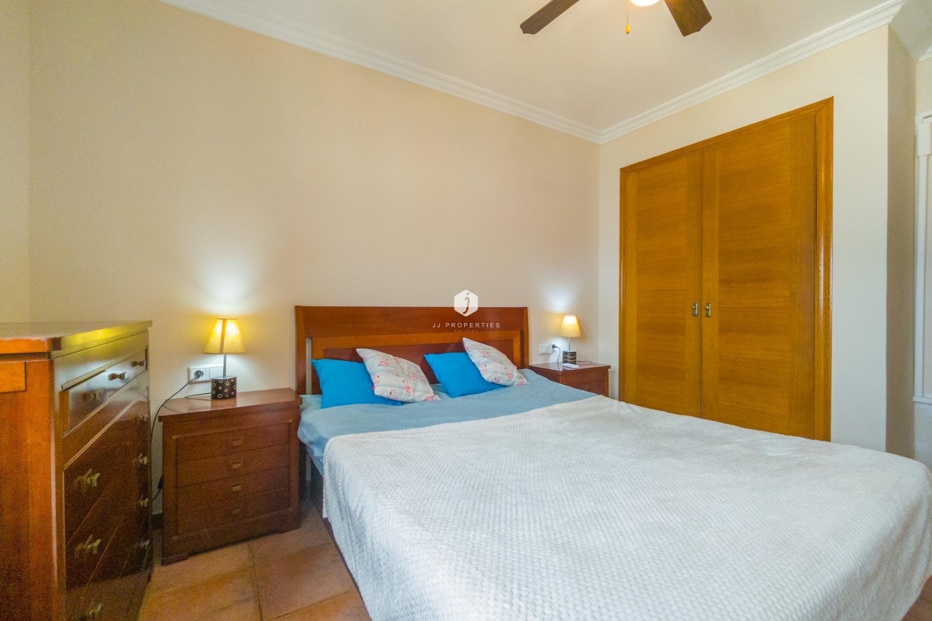 D'occasion - Appartement -
Torrevieja - Acequion