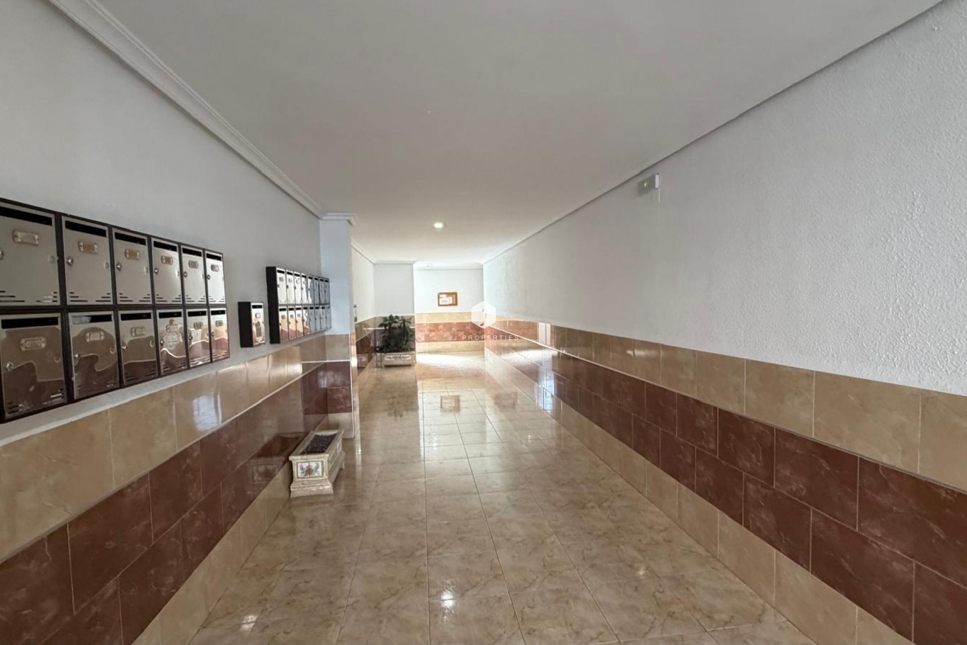 D'occasion - Appartement -
Torrevieja - Acequion