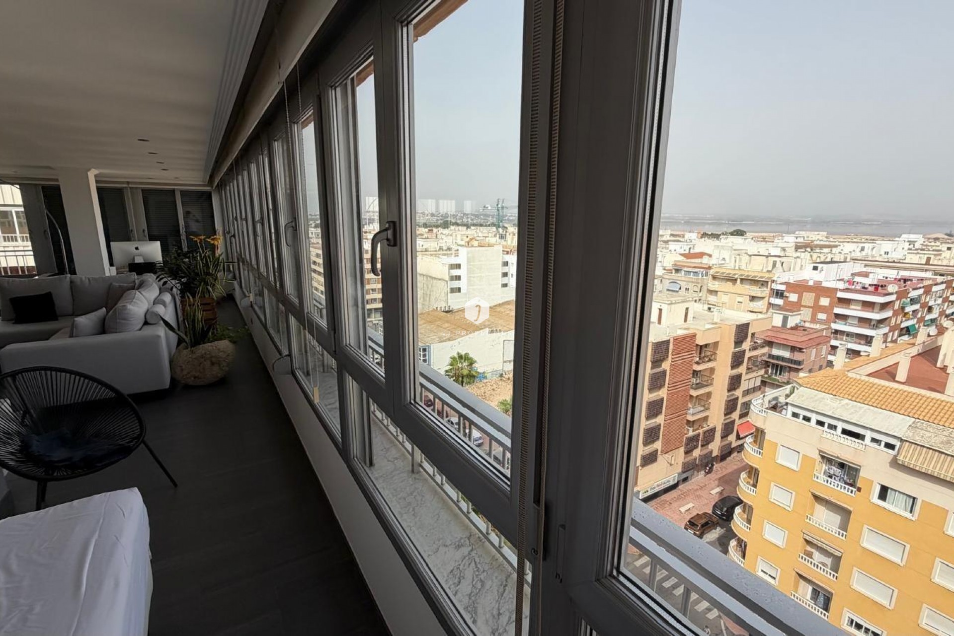 D'occasion - Appartement -
Torrevieja - Acequion