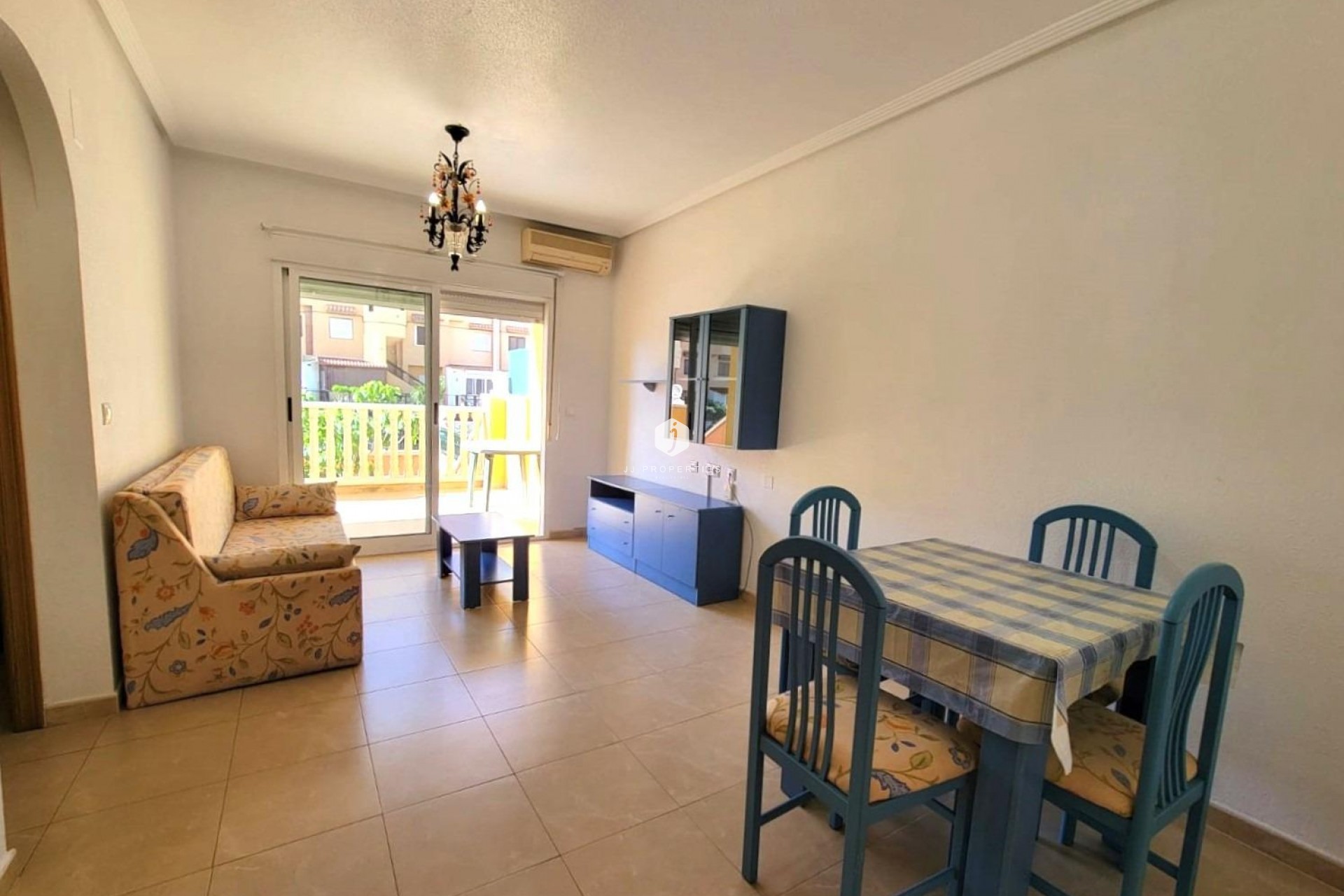 D'occasion - Appartement -
Torrevieja - aguas nuevas