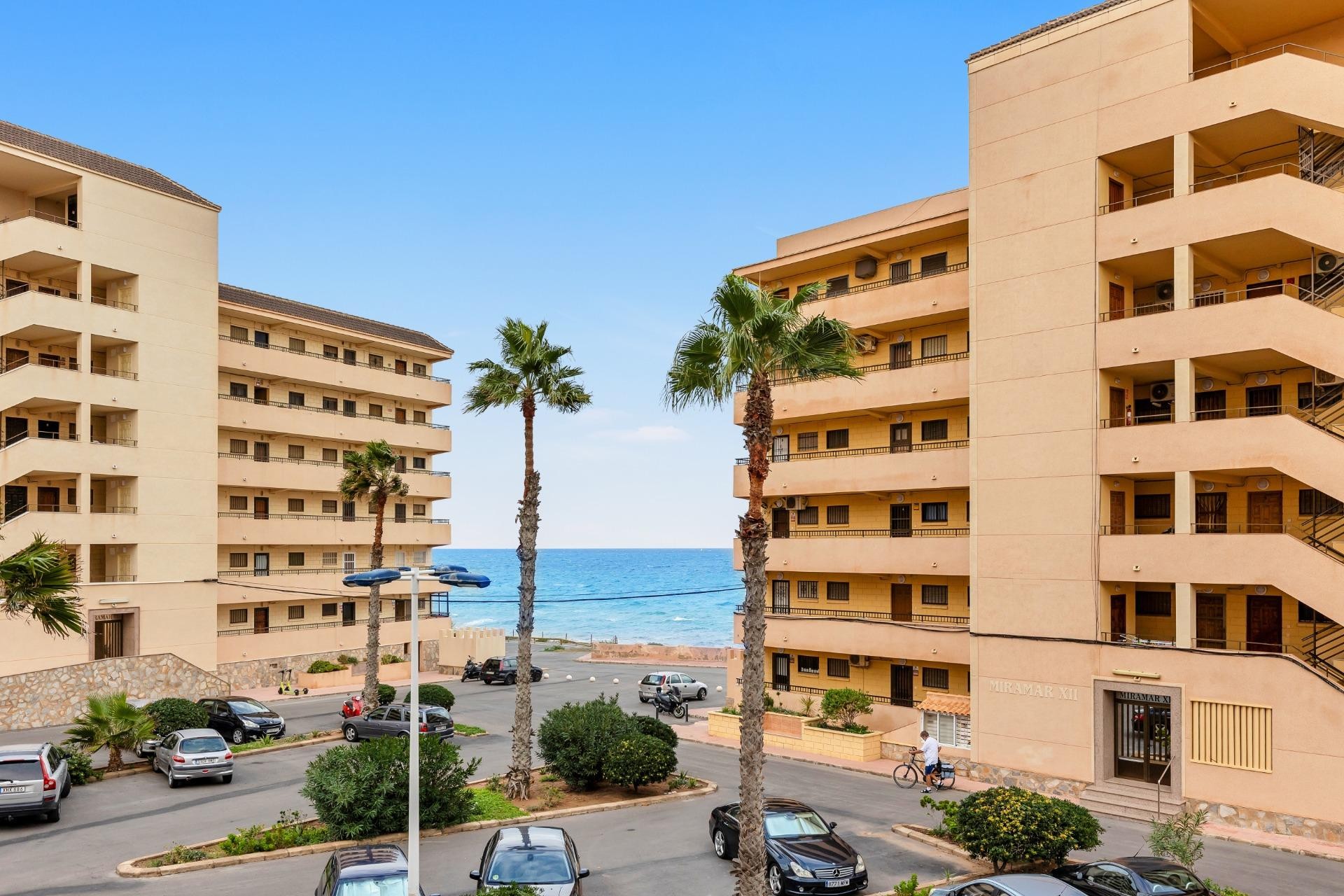 D'occasion - Appartement -
Torrevieja - Cabo cervera