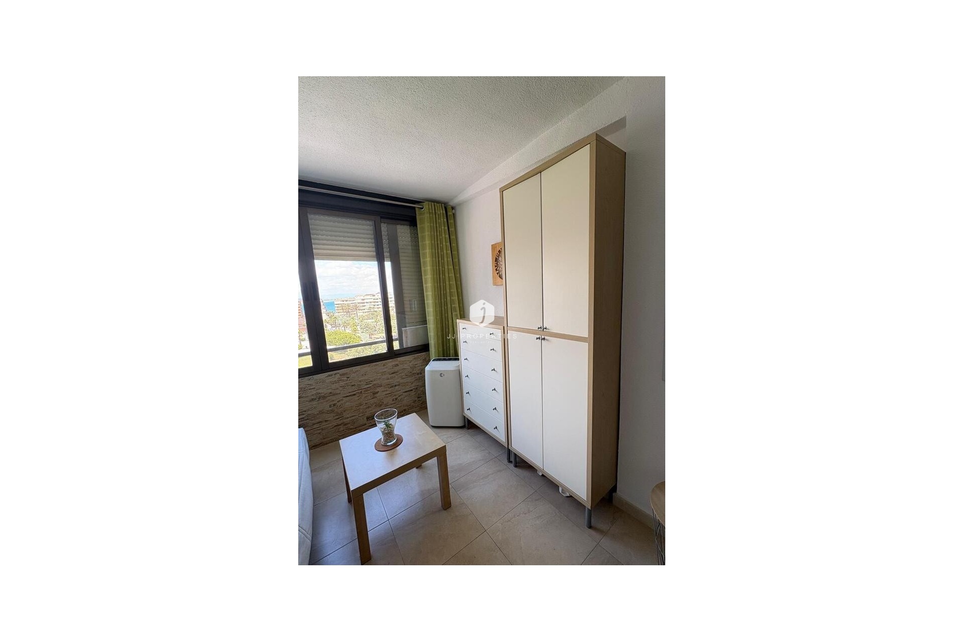 D'occasion - Appartement -
Torrevieja - Cabo cervera