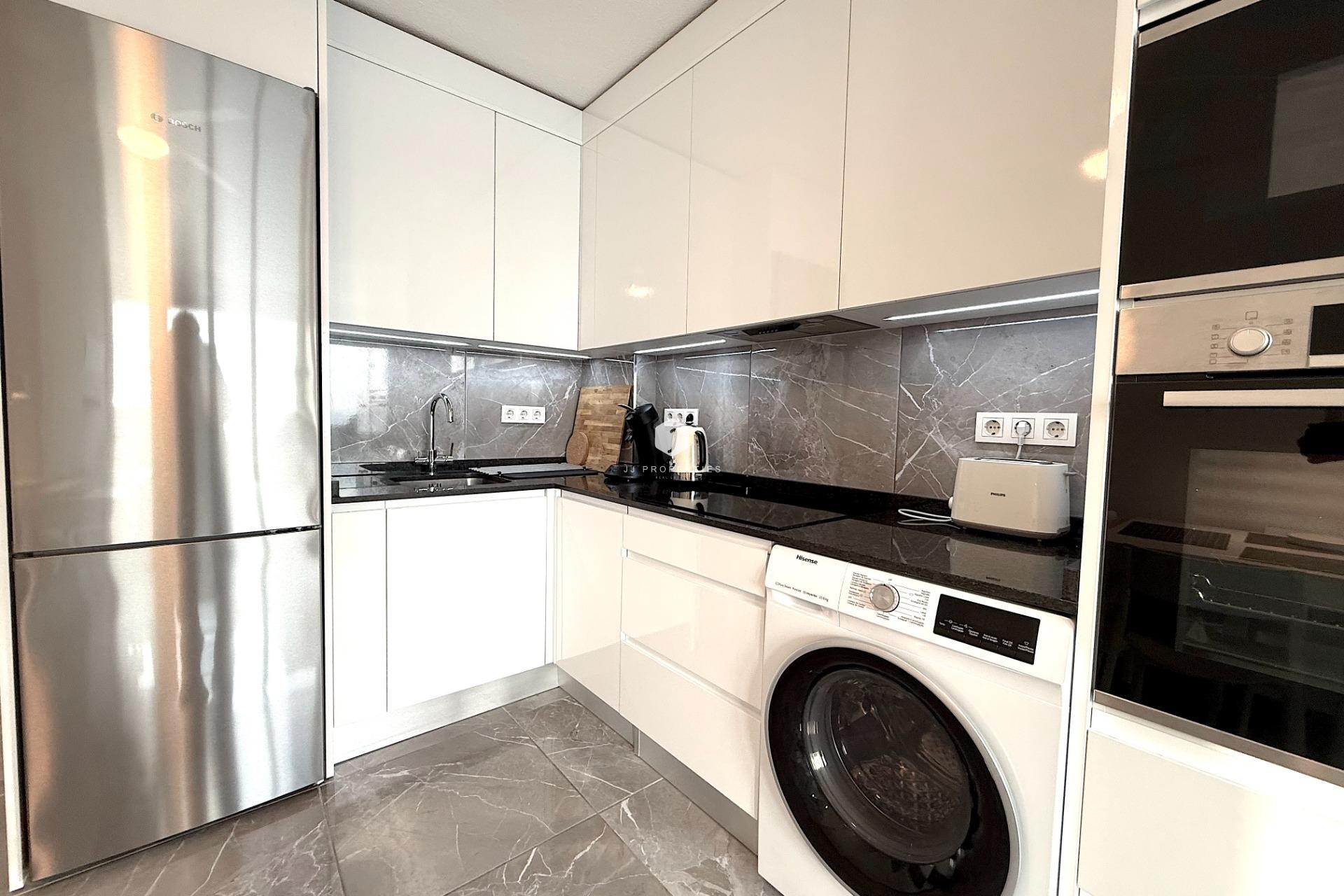 D'occasion - Appartement -
Torrevieja - Cabo cervera