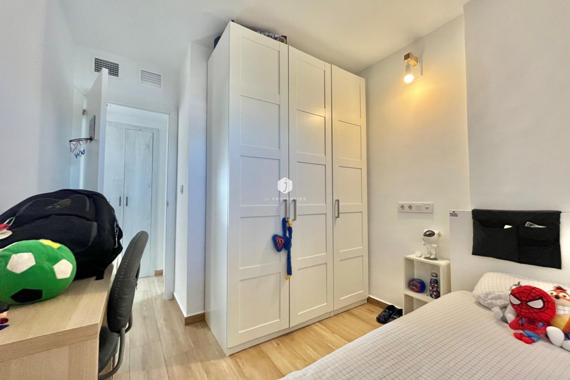 D'occasion - Appartement -
Torrevieja - Calas blanca