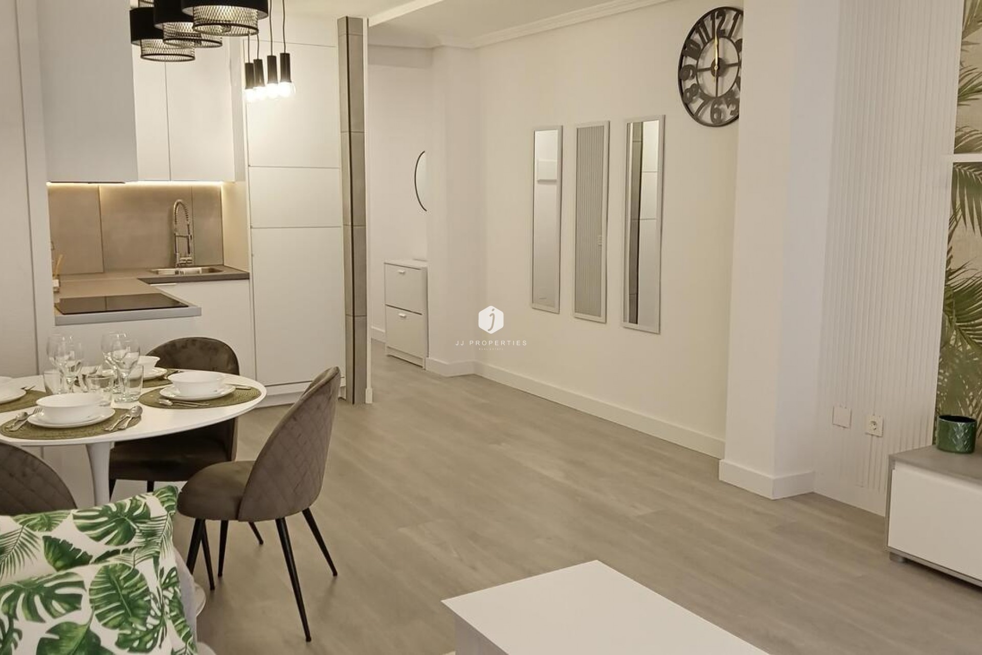 D'occasion - Appartement -
Torrevieja - CENTRE