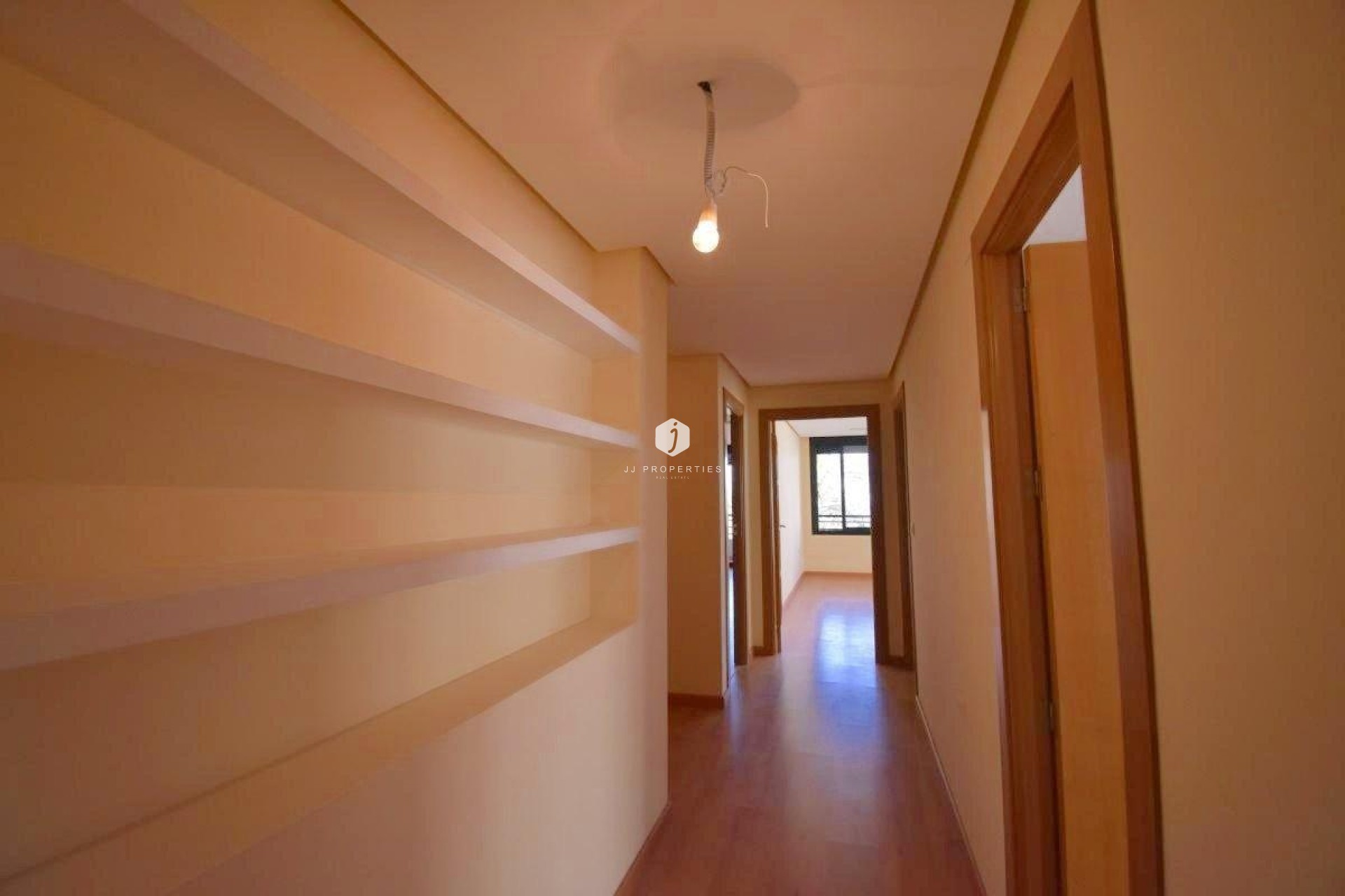 D'occasion - Appartement -
Torrevieja - Centro - Muelle Pesquero