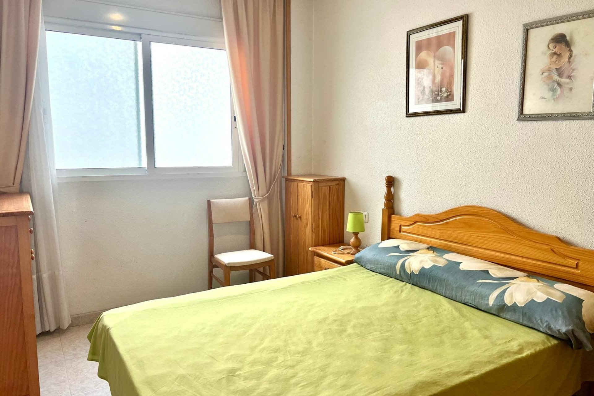 D'occasion - Appartement -
Torrevieja - Centro