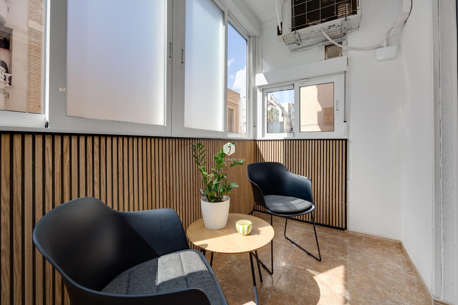 D'occasion - Appartement -
Torrevieja - Centro