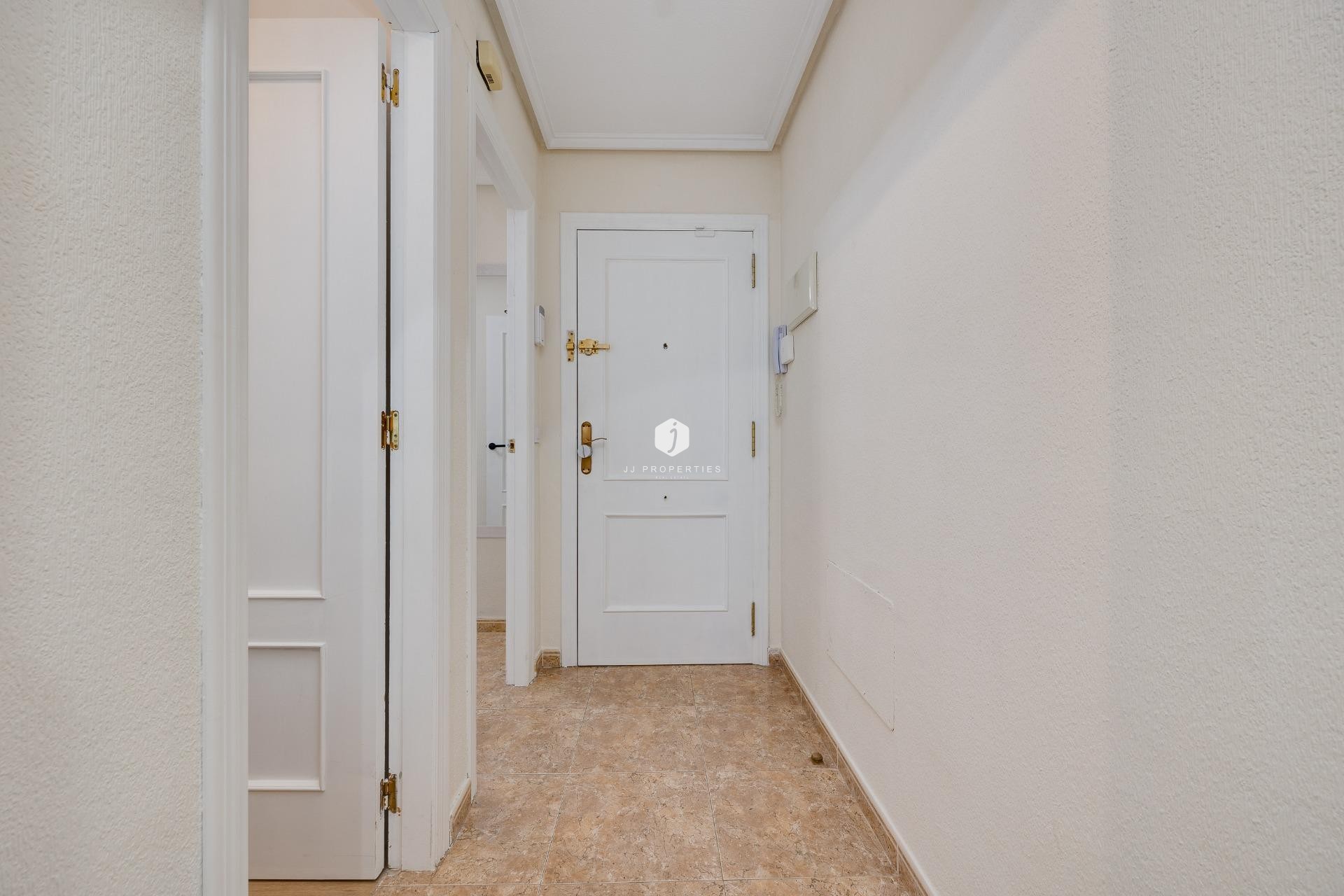 D'occasion - Appartement -
Torrevieja - Centro