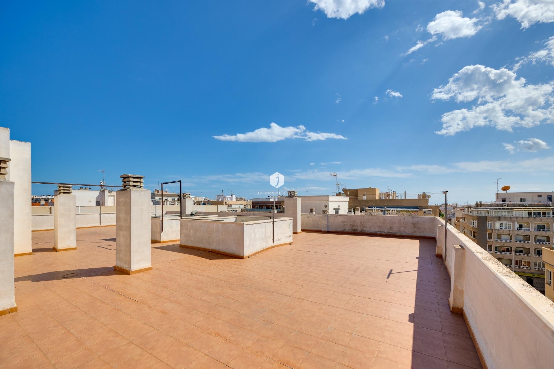 D'occasion - Appartement -
Torrevieja - Centro
