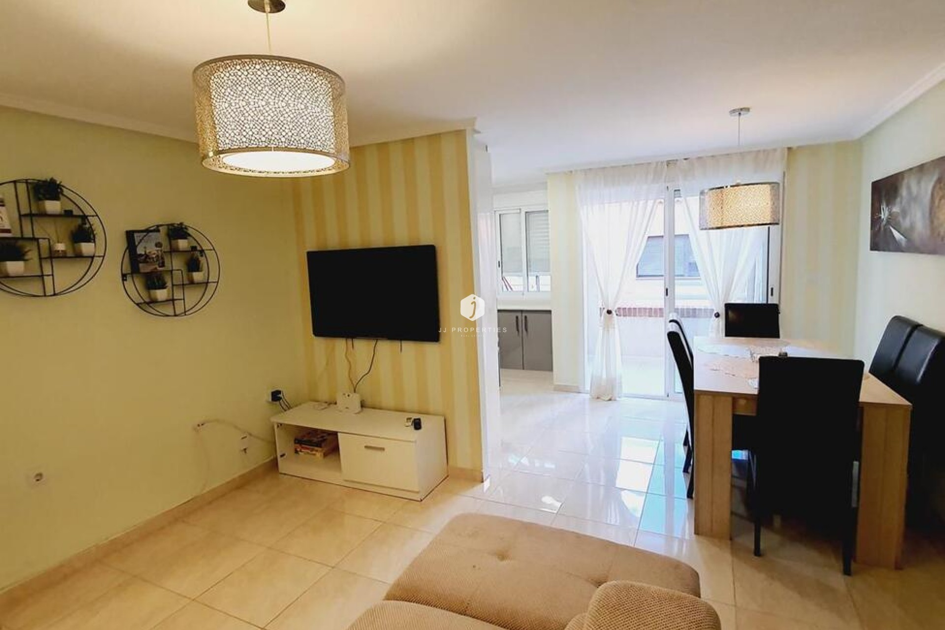 D'occasion - Appartement -
Torrevieja - Centro