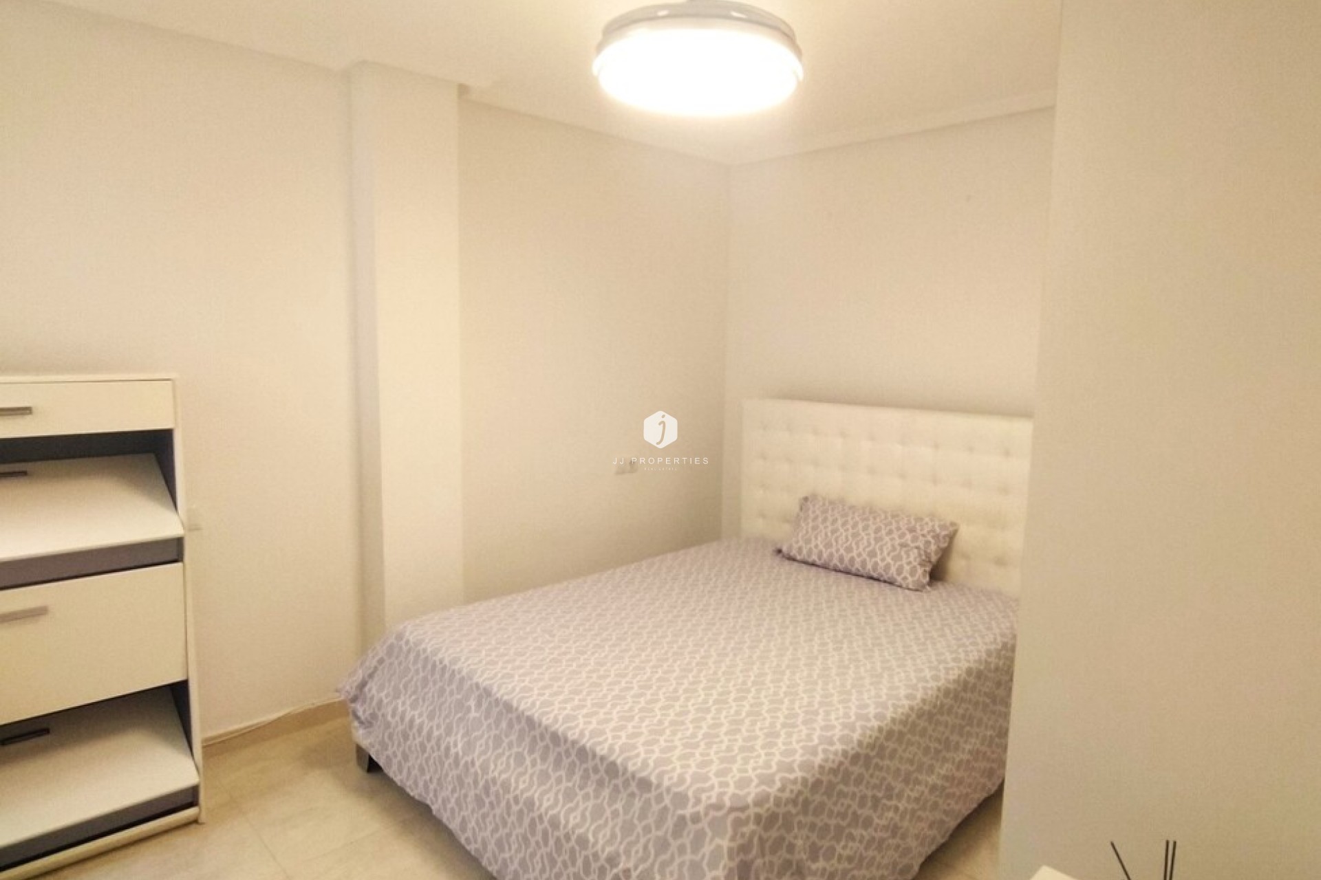 D'occasion - Appartement -
Torrevieja - Centro