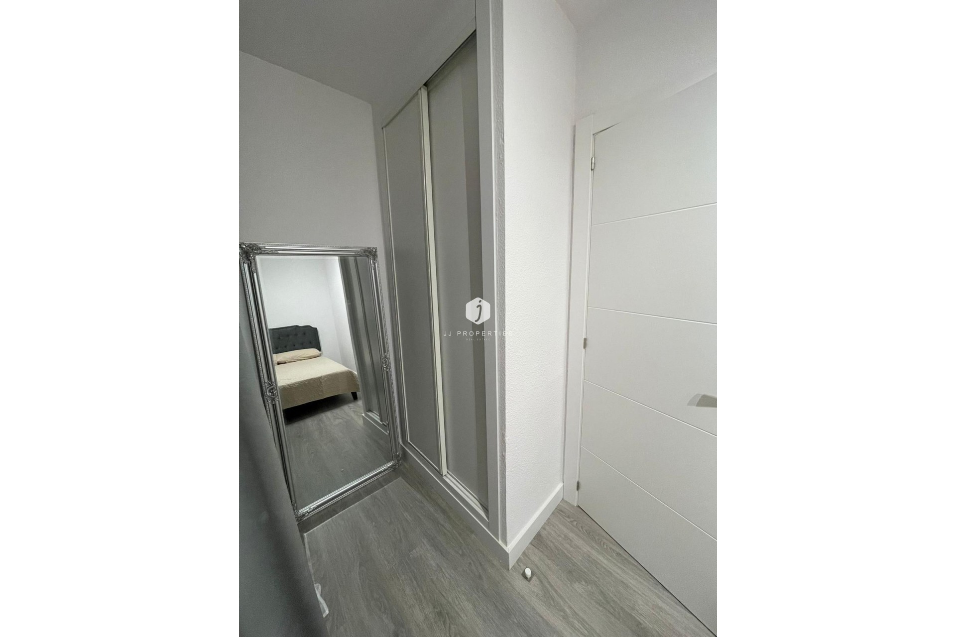 D'occasion - Appartement -
Torrevieja - Centro