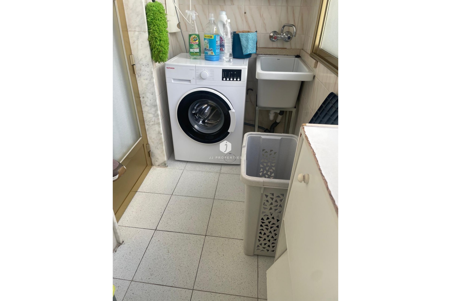 D'occasion - Appartement -
Torrevieja - Centro