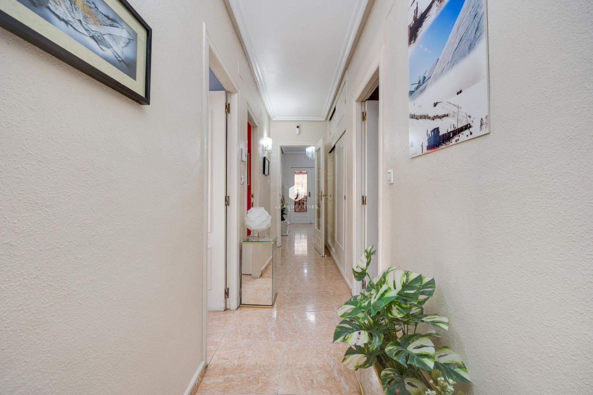 D'occasion - Appartement -
Torrevieja - Centro