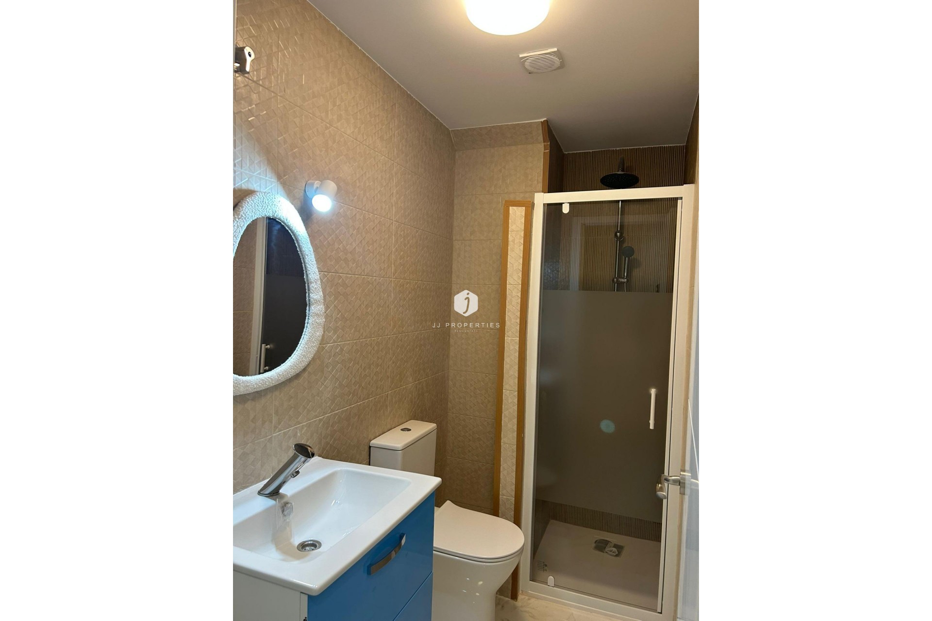 D'occasion - Appartement -
Torrevieja - Centro